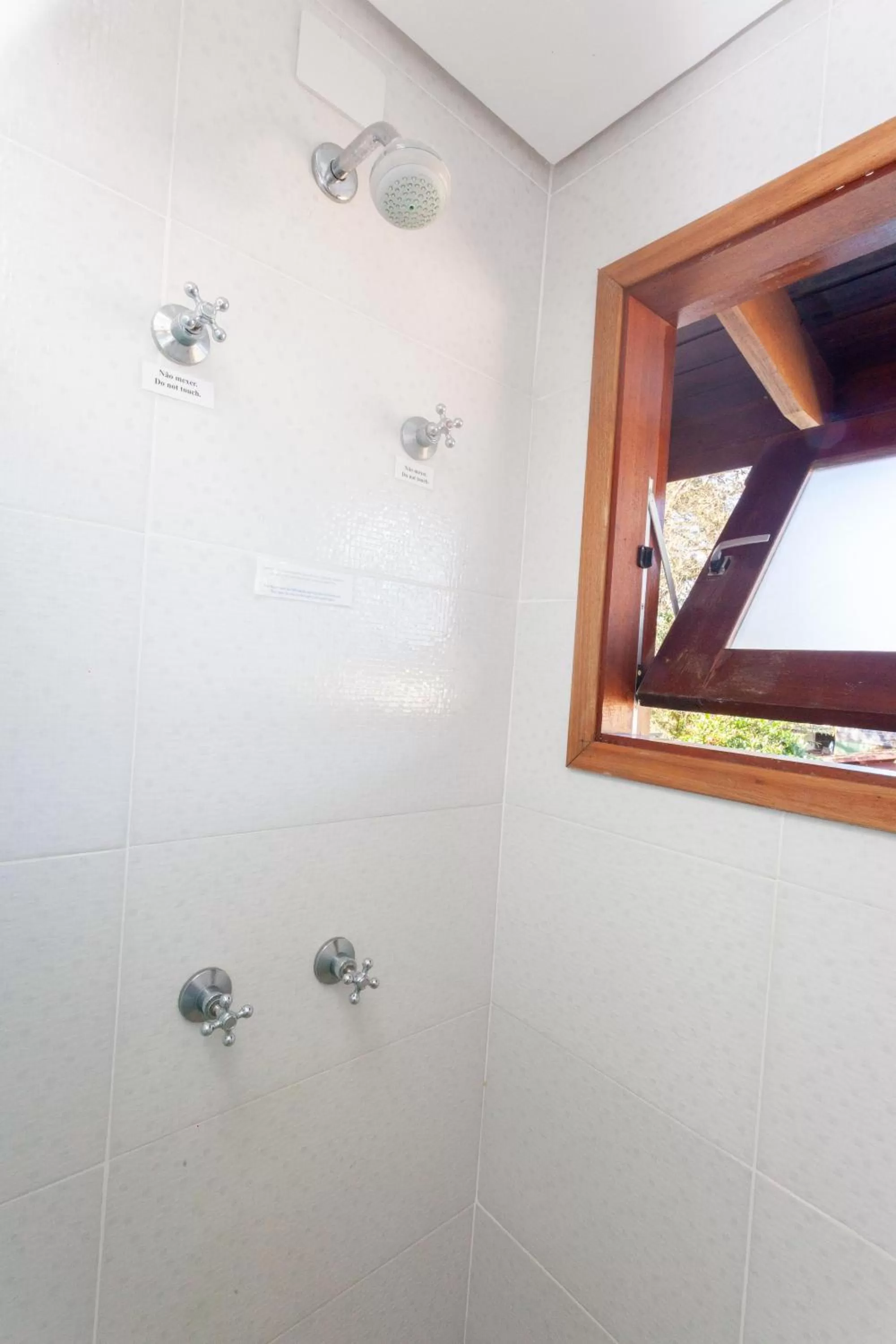 Bathroom in Ubatuba Ecologic Pousada