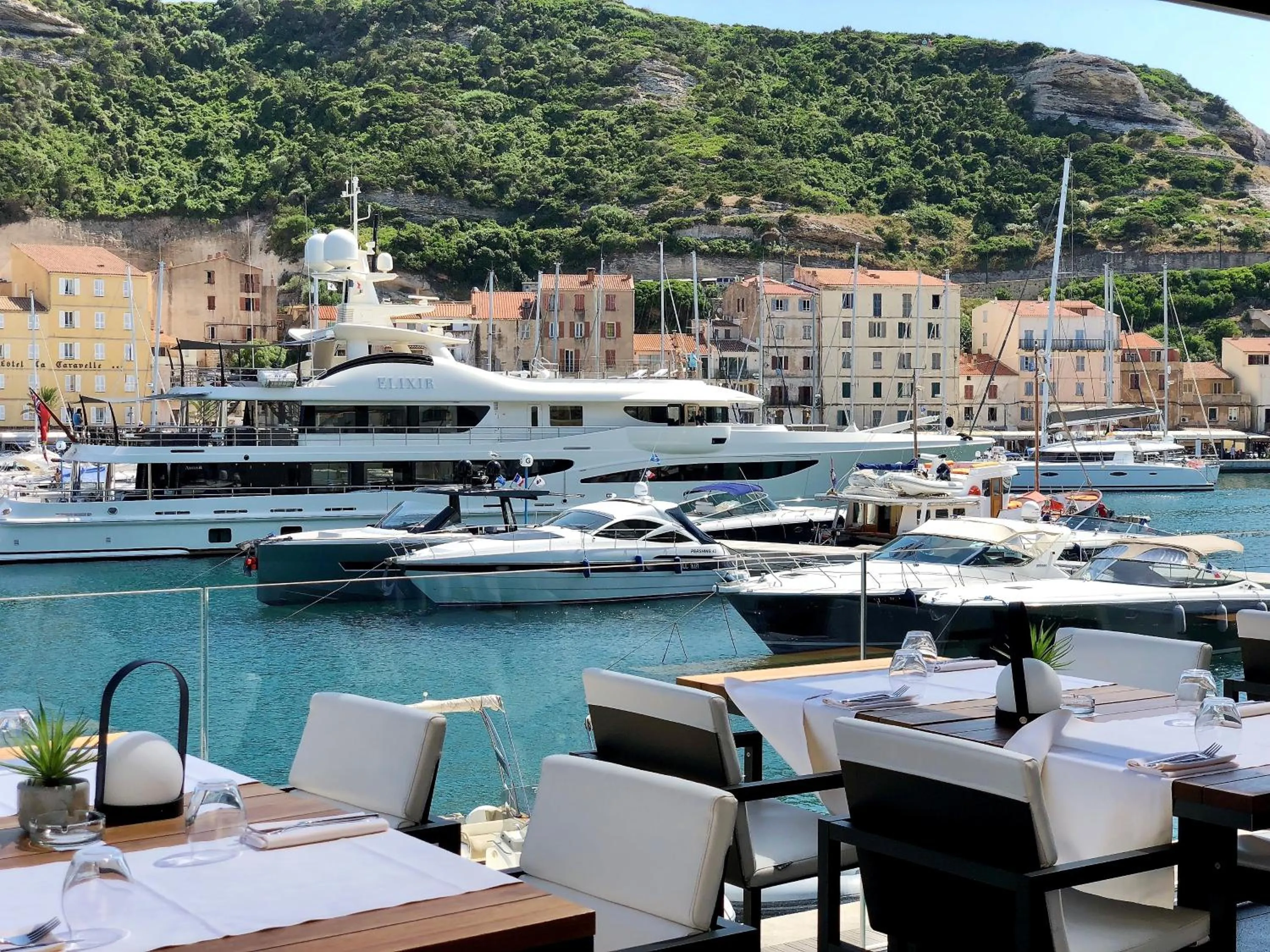 Sea view in Hotel Centre Nautique