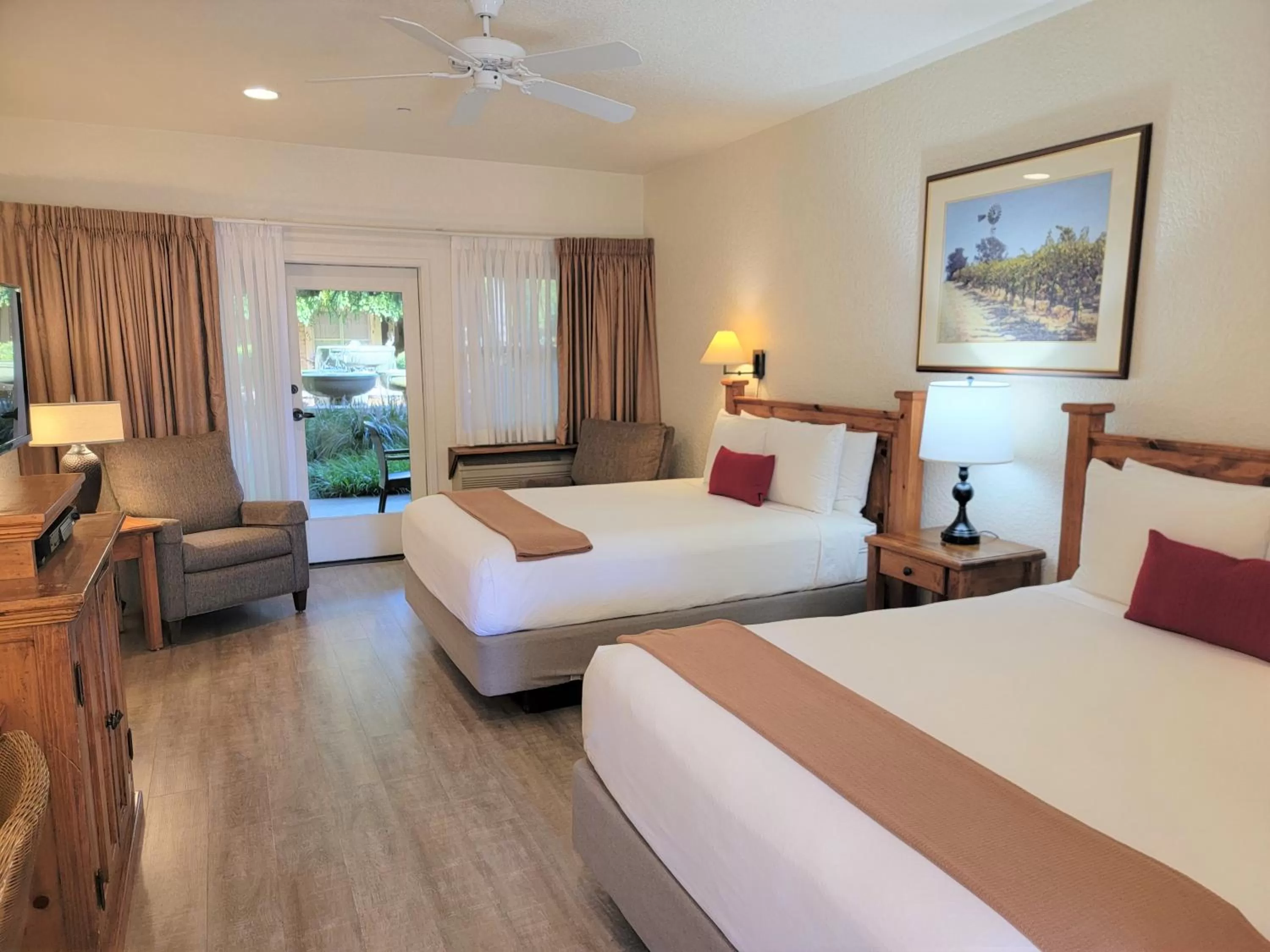 Bedroom in El Pueblo Inn