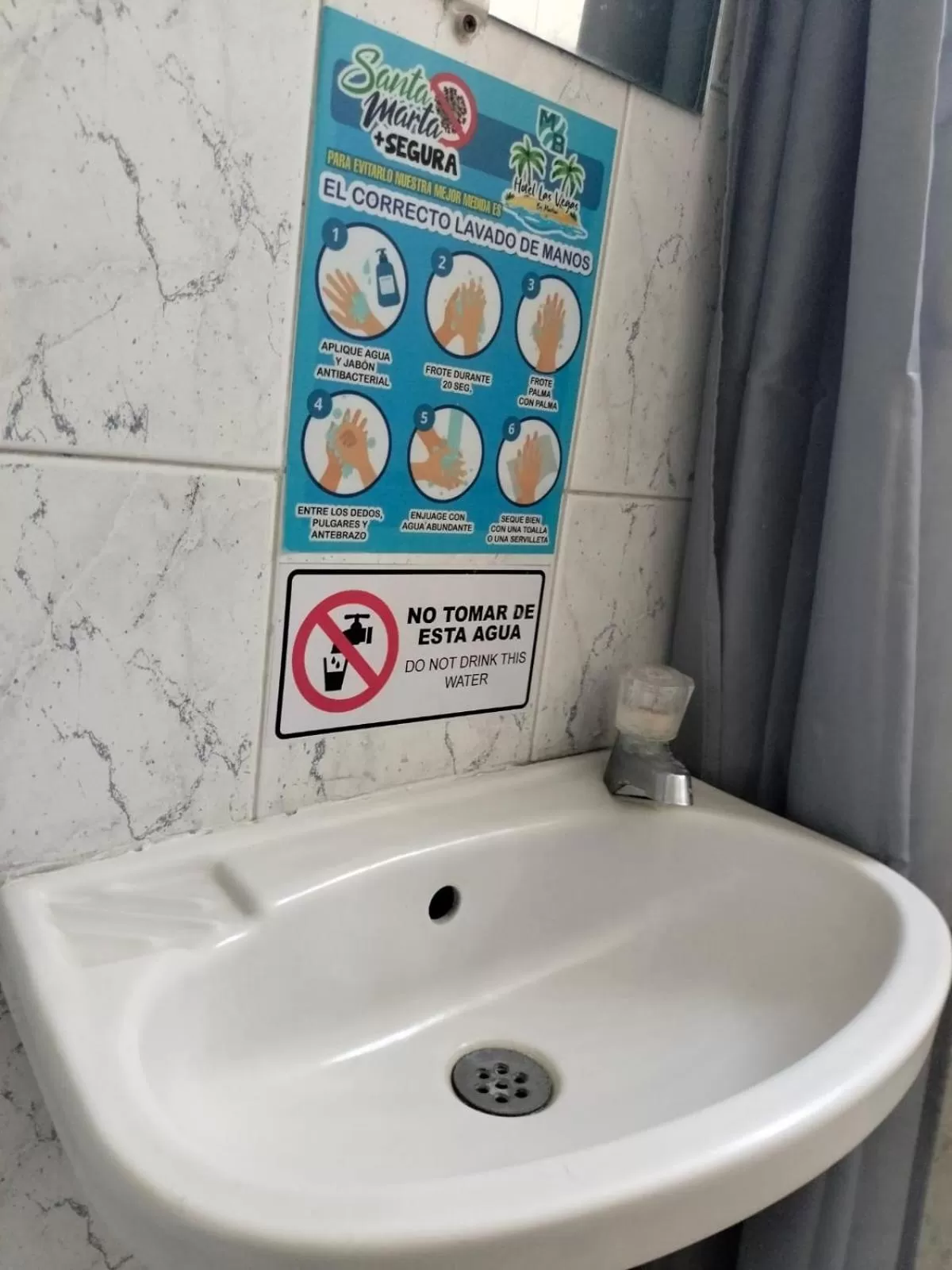 Bathroom in Hotel Las Vegas by CMS hotels