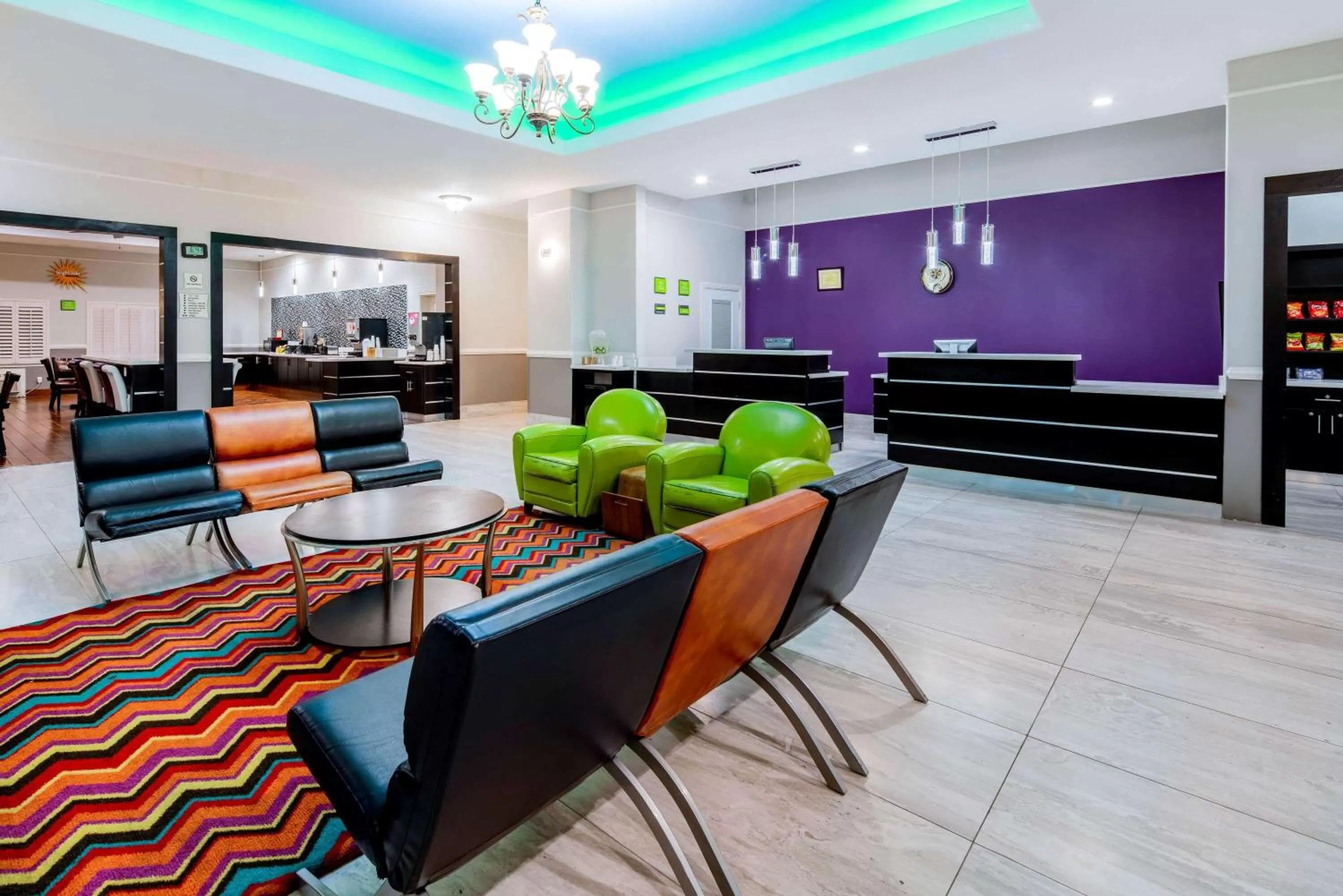 Lobby or reception in La Quinta by Wyndham Alamo-McAllen East