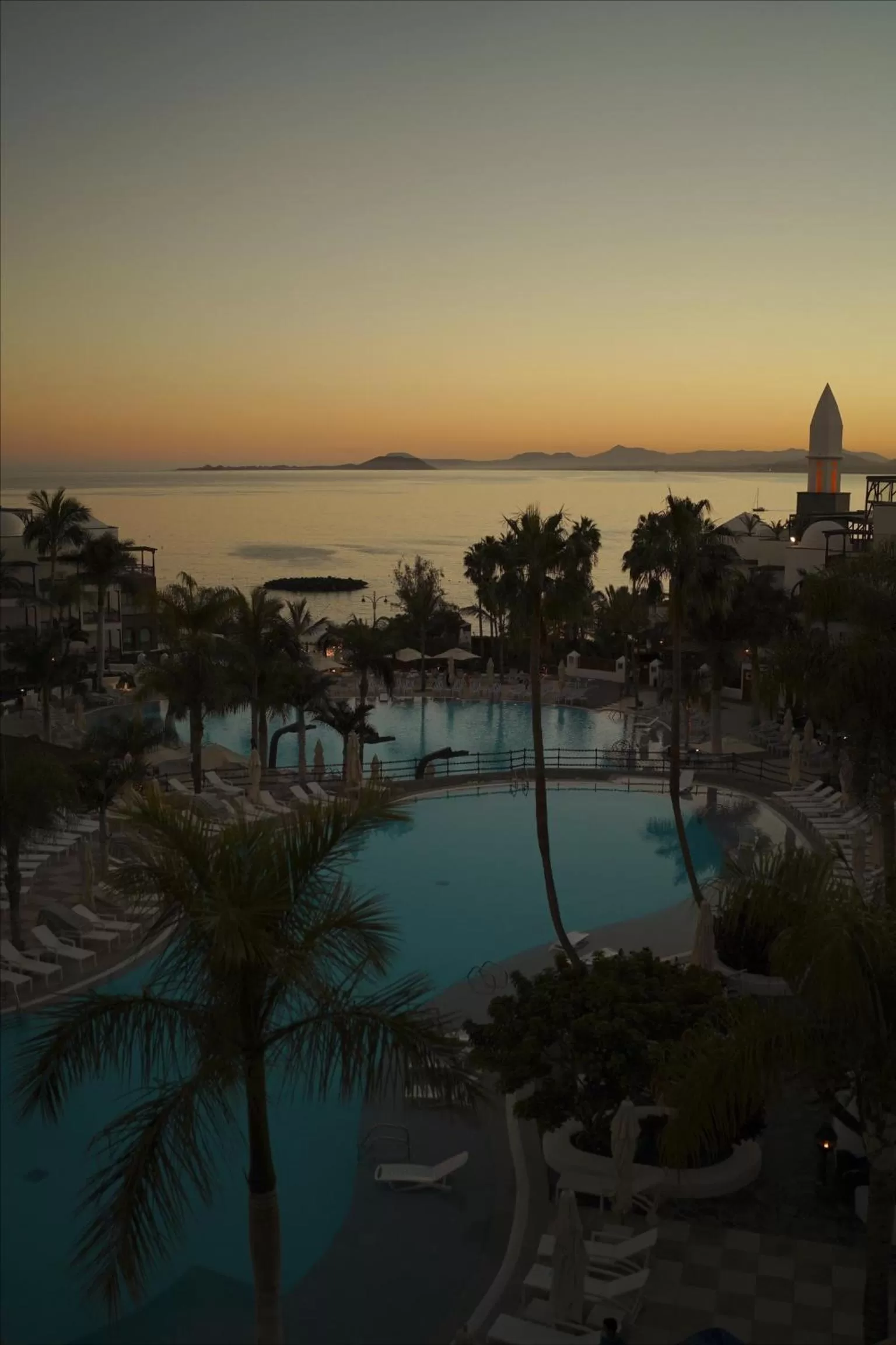 Day in Princesa Yaiza Suite Hotel Resort