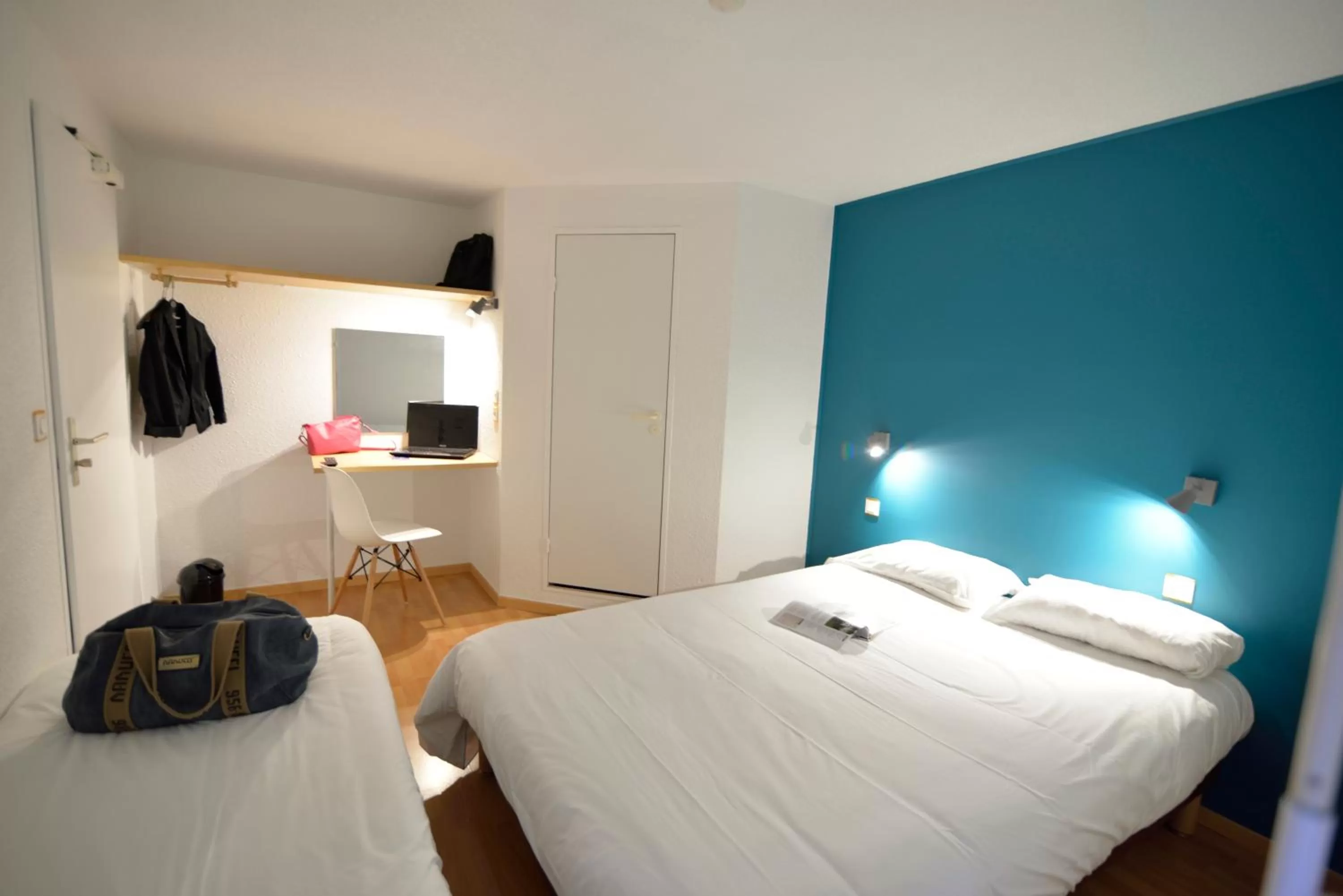 Photo of the whole room, Bed in Fasthôtel Limoges Nord - FH Confort