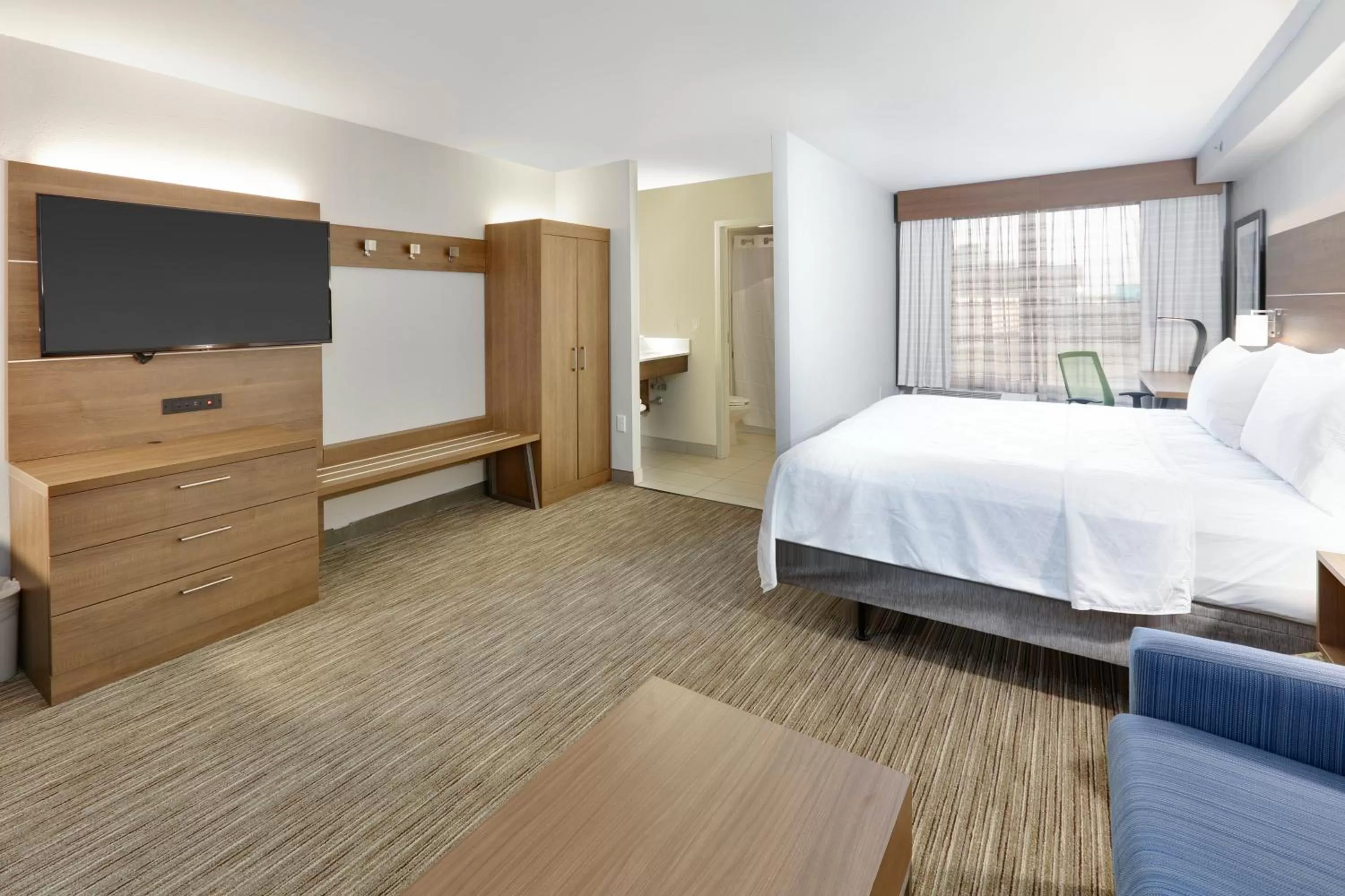 Photo of the whole room, Bed in Holiday Inn Express & Suites Irving Conv Ctr - Las Colinas by IHG