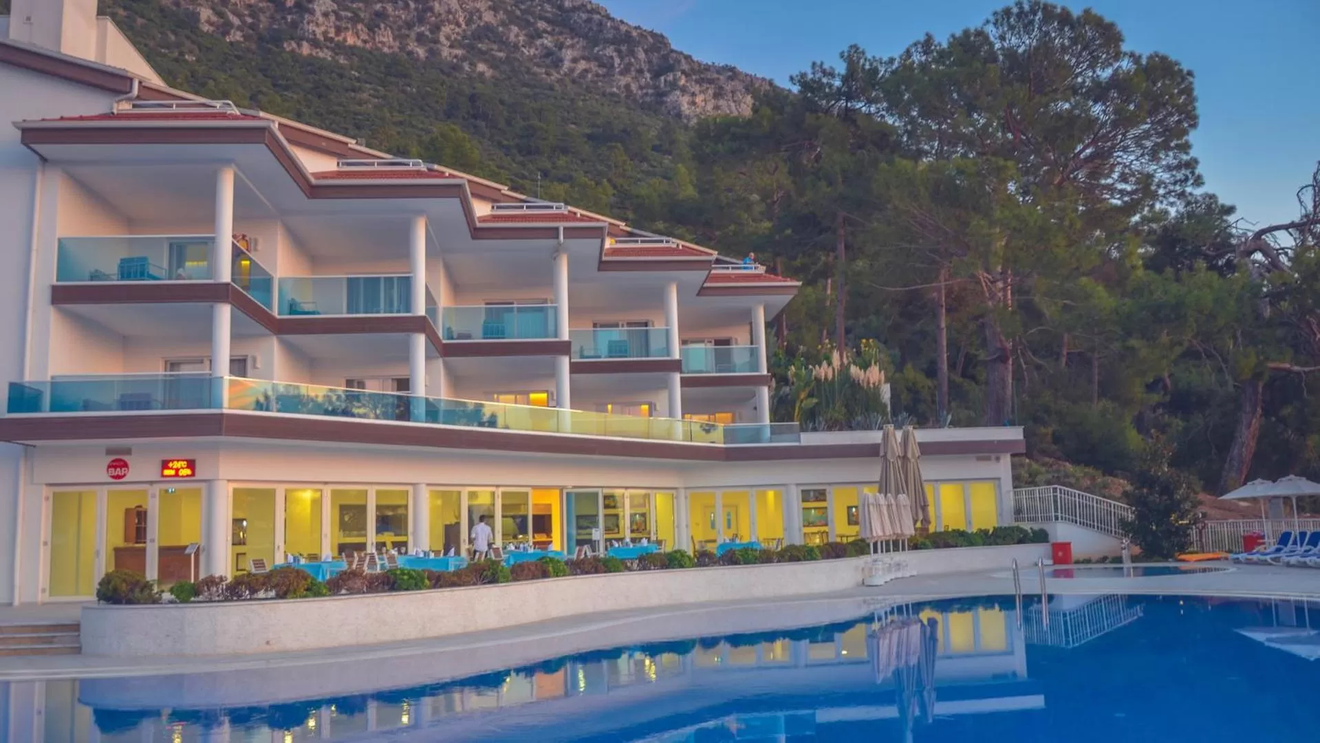 Swimming pool in Garcia Resort & Spa - Ultra All Inclusive