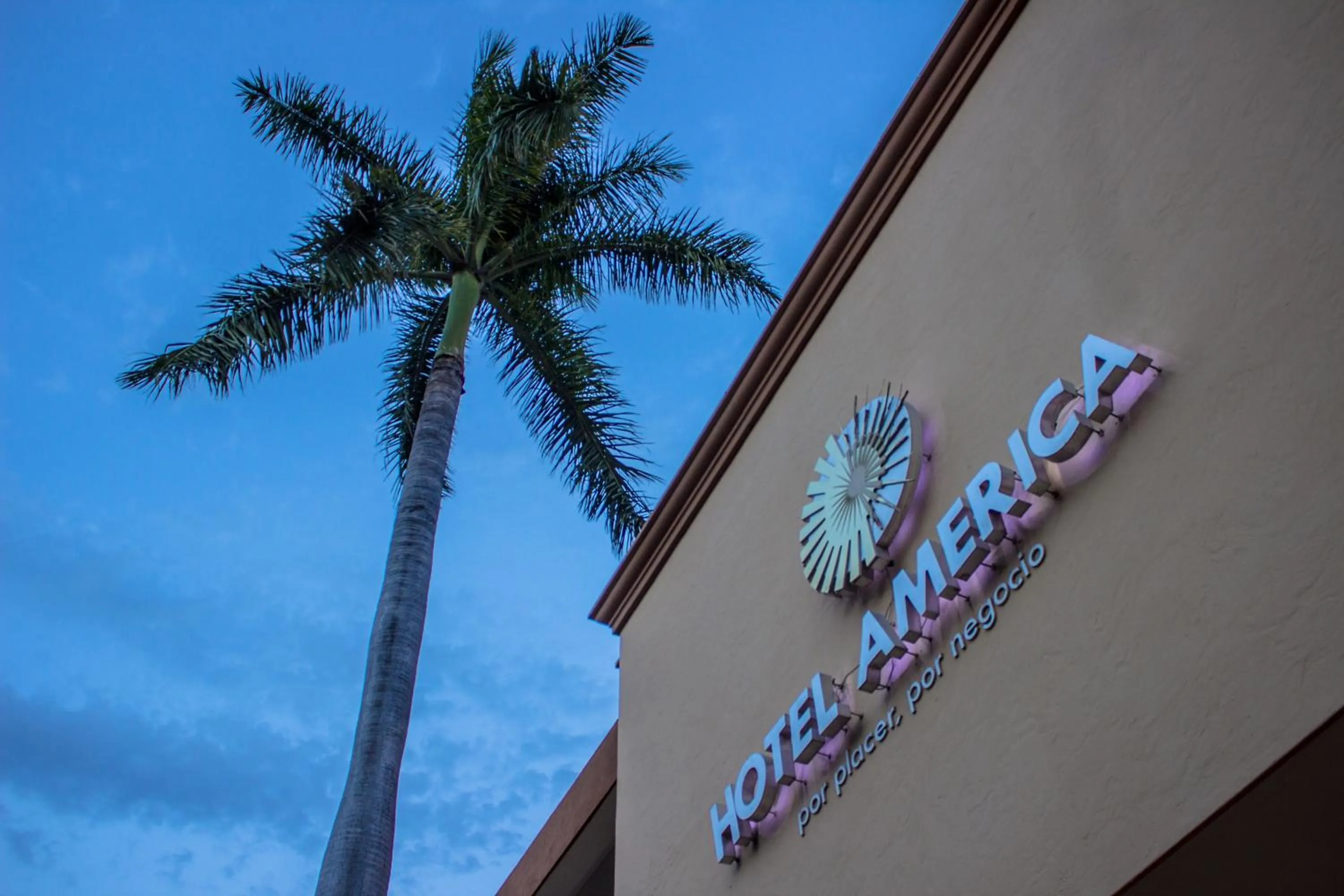 Property logo or sign in Hotel America Palacio