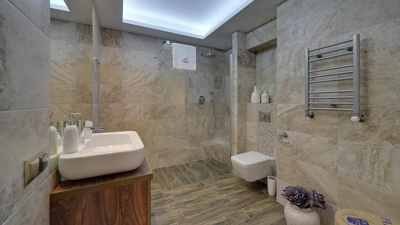 Toilet in Norweska Dolina Family&Pet-friendly Resort