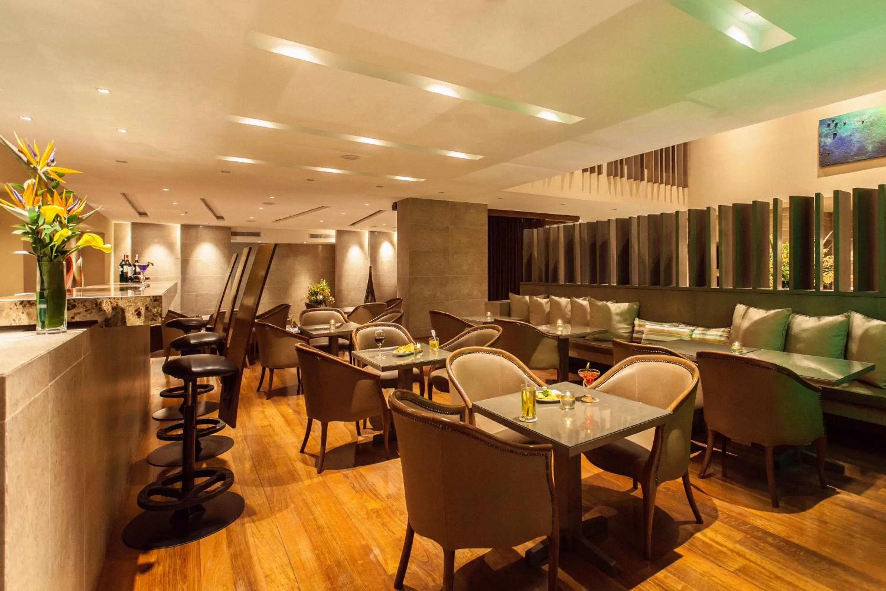 Lounge or bar in Hotel Rosales Plaza