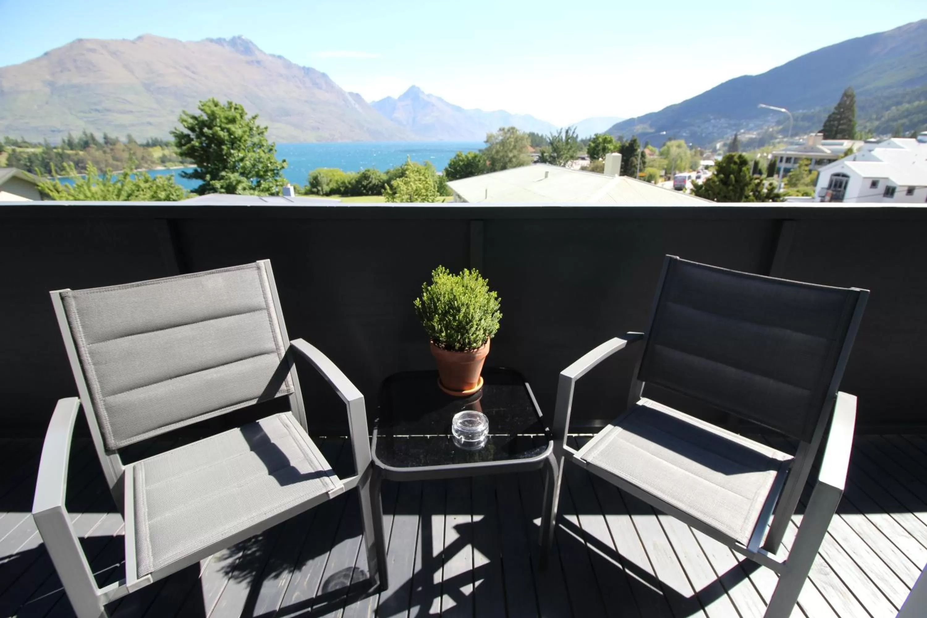 Spring in Chalet Queenstown