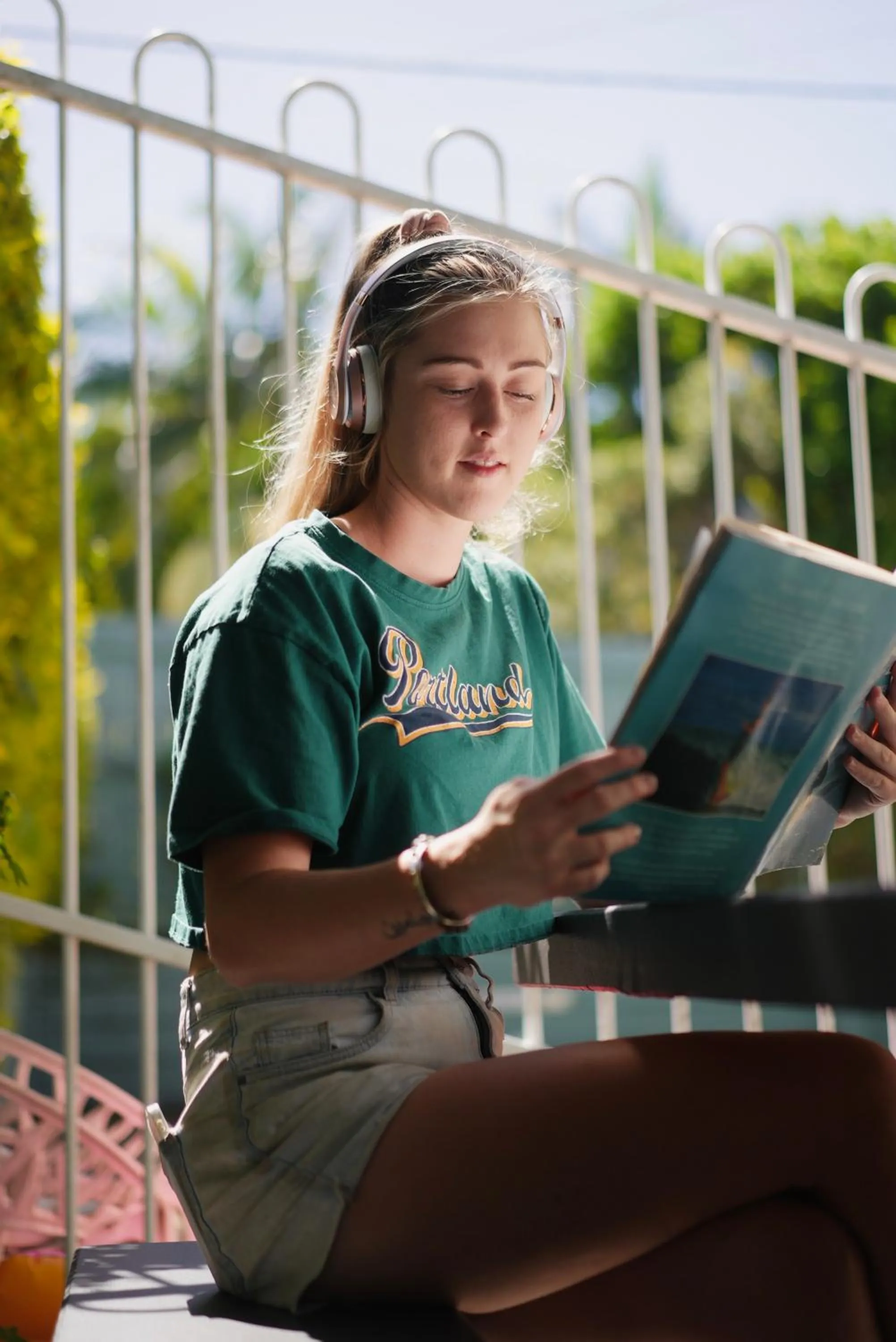 Property building in Coolum Budget Accommodation