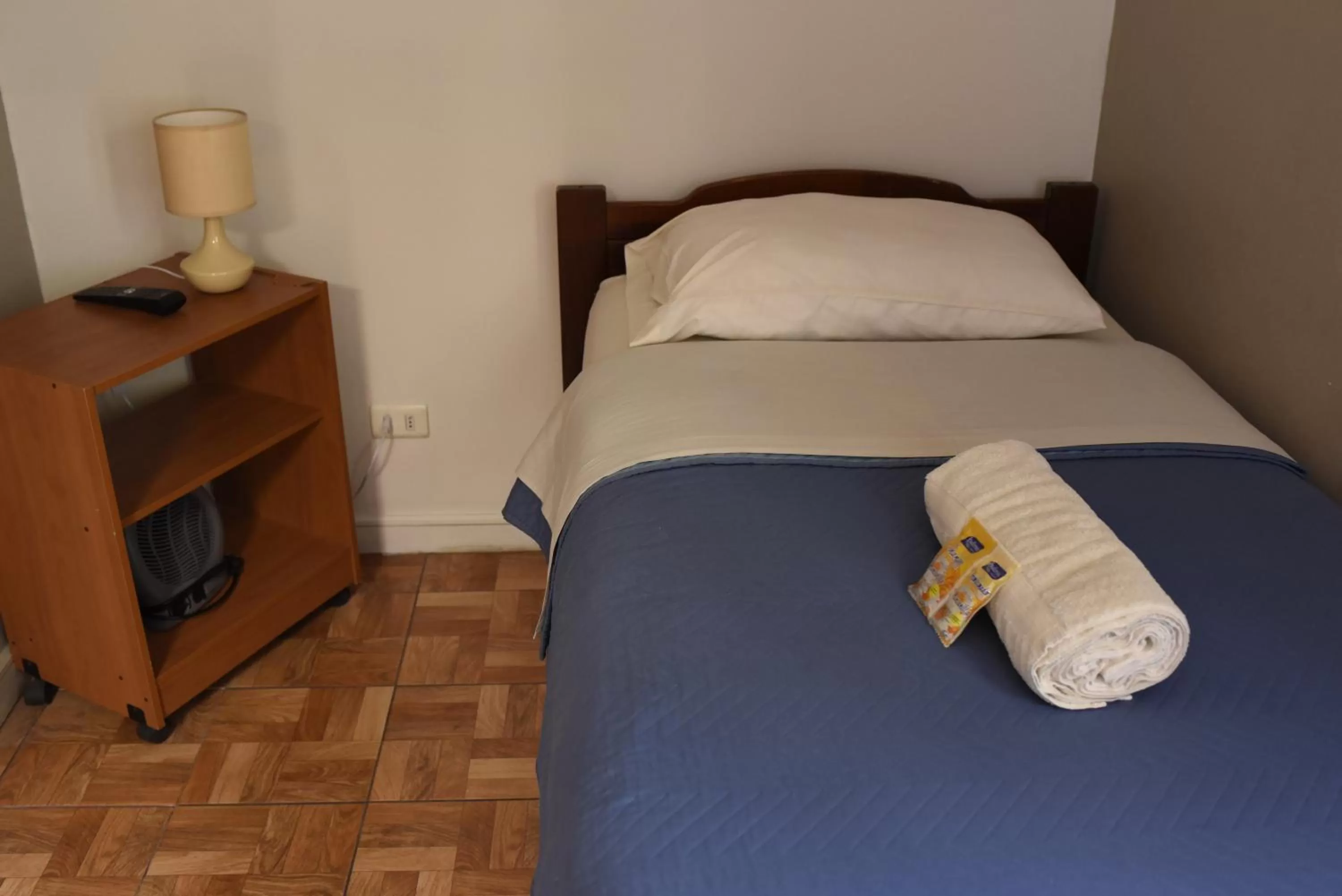 Bed in Bed and Breakfast Manque