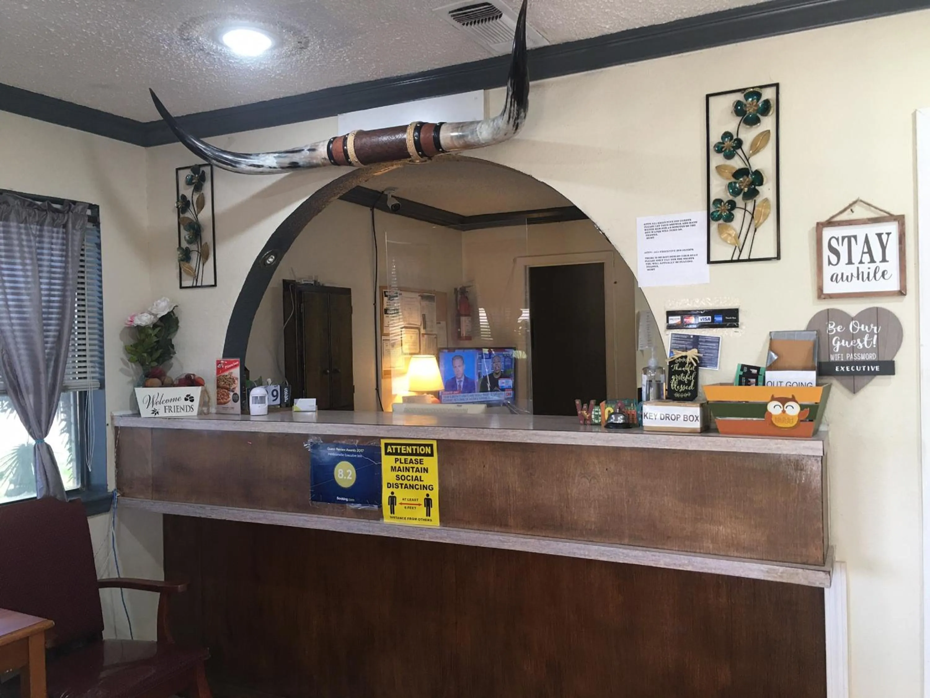 Lobby or reception in Hebbronville Executive Inn