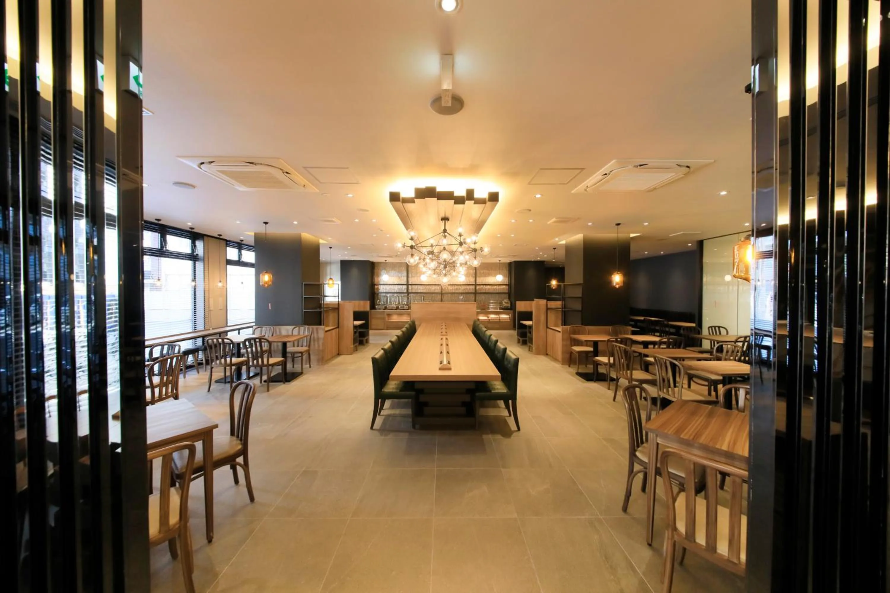 Restaurant/places to eat in Quintessa Hotel Fukuoka Tenjin Minami