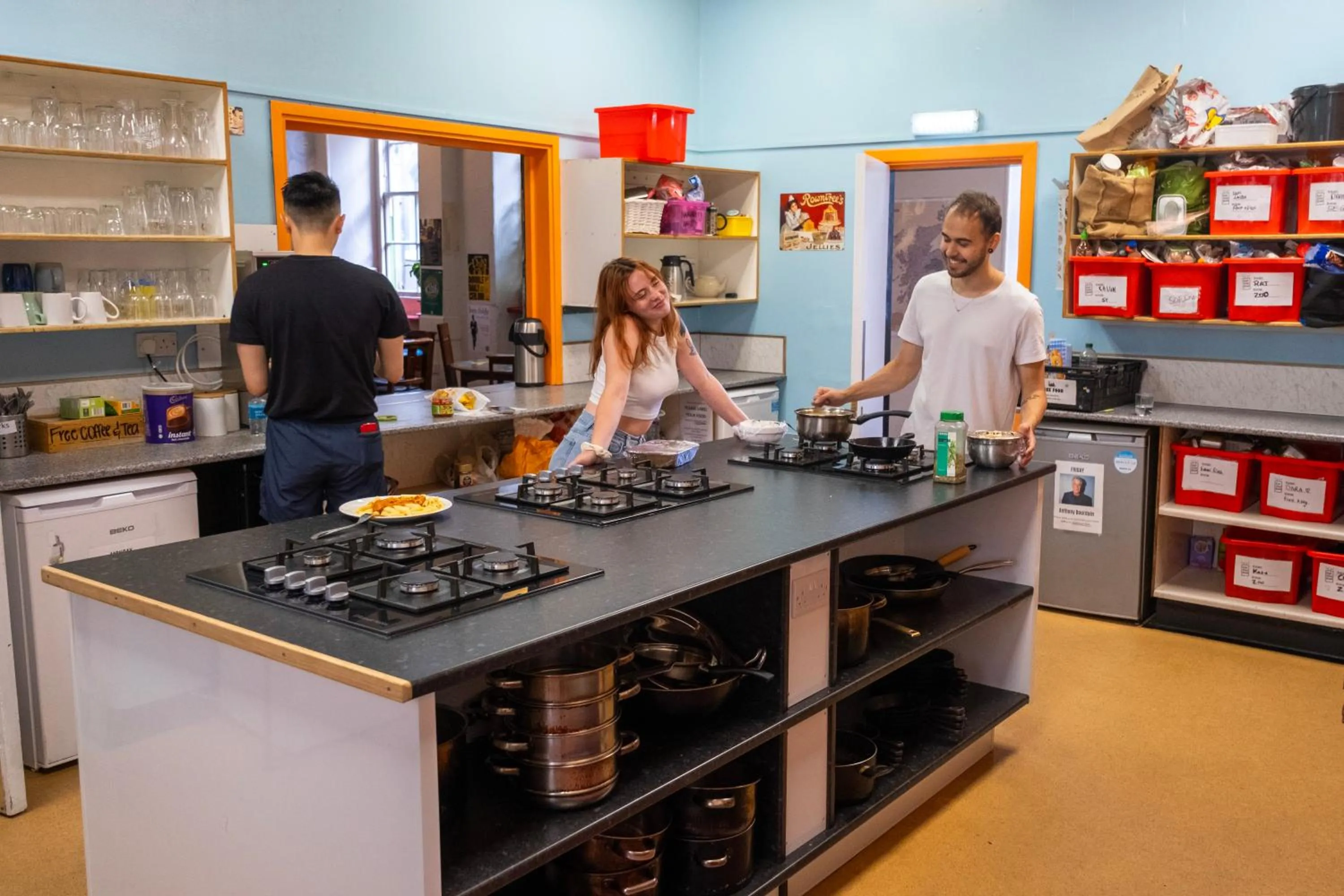 High Street Hostel - Over 18s Only, Backpackers Atmosphere