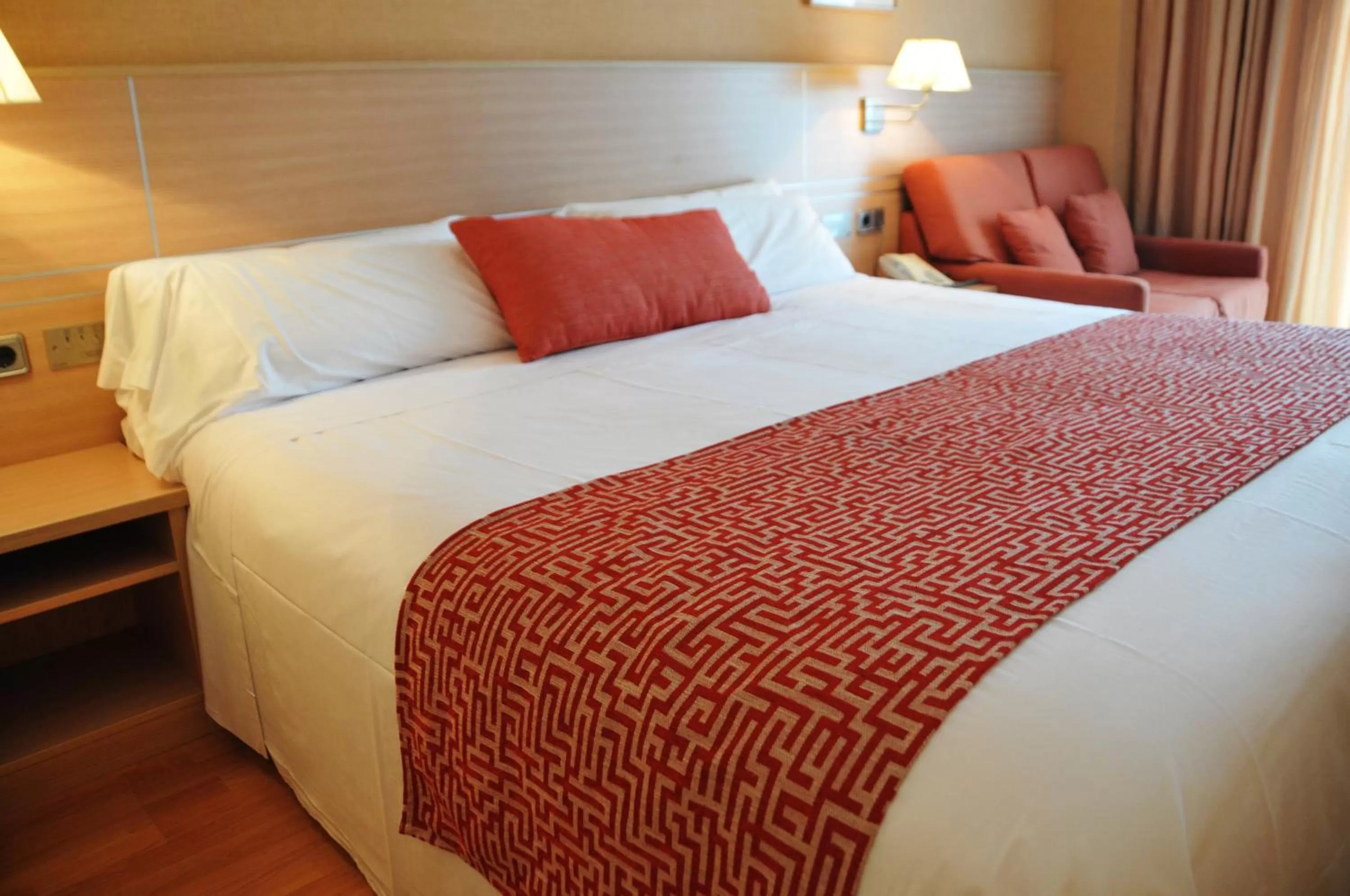 Bed in Hotel Class Valls