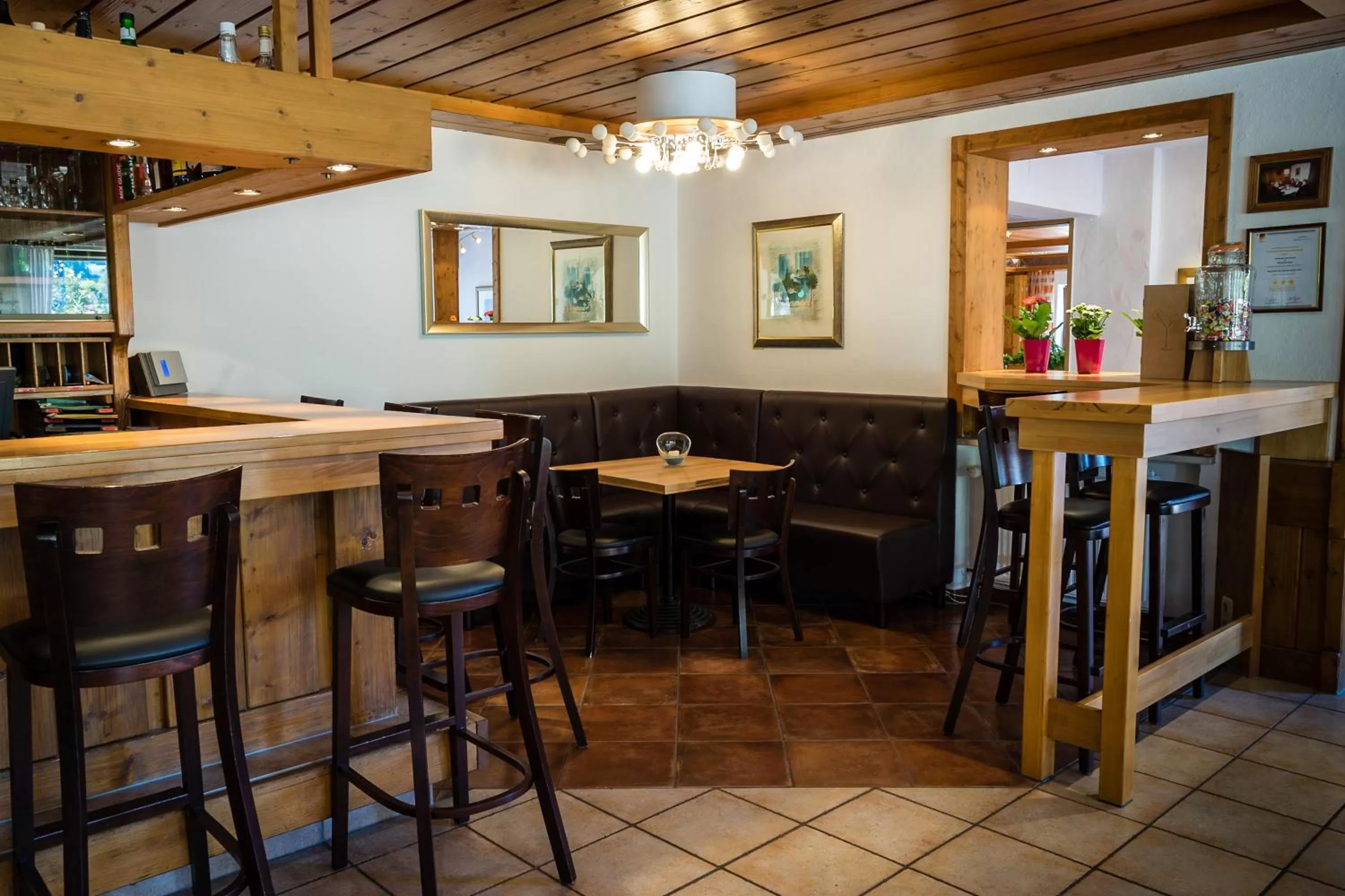 Restaurant/places to eat in Parkhotel Sonnenhof