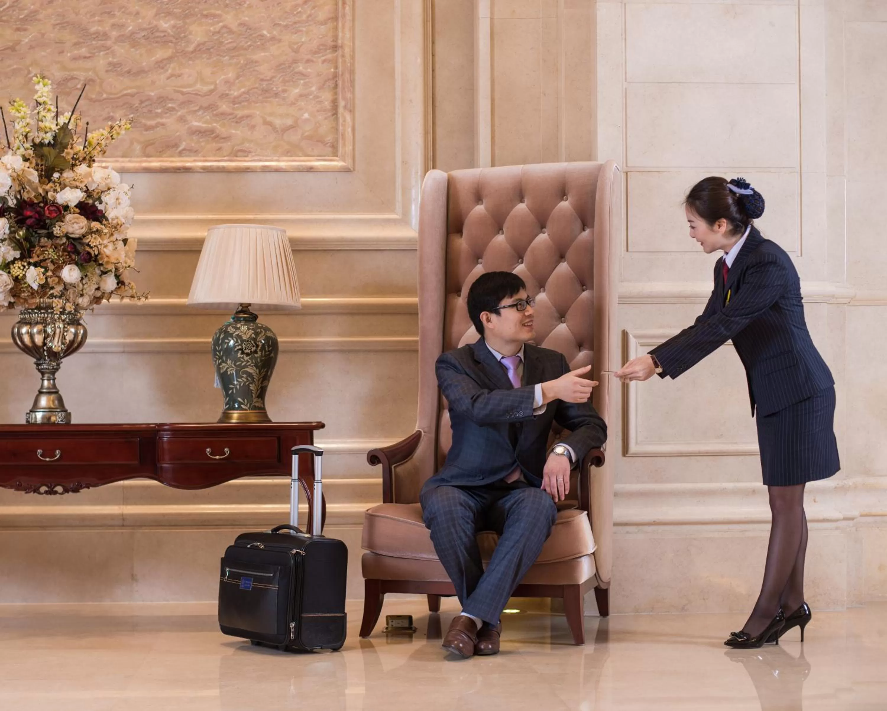 维也纳国际酒店上海浦东机场东方枢纽店-提供浦东机场迪士尼免费穿梭巴士