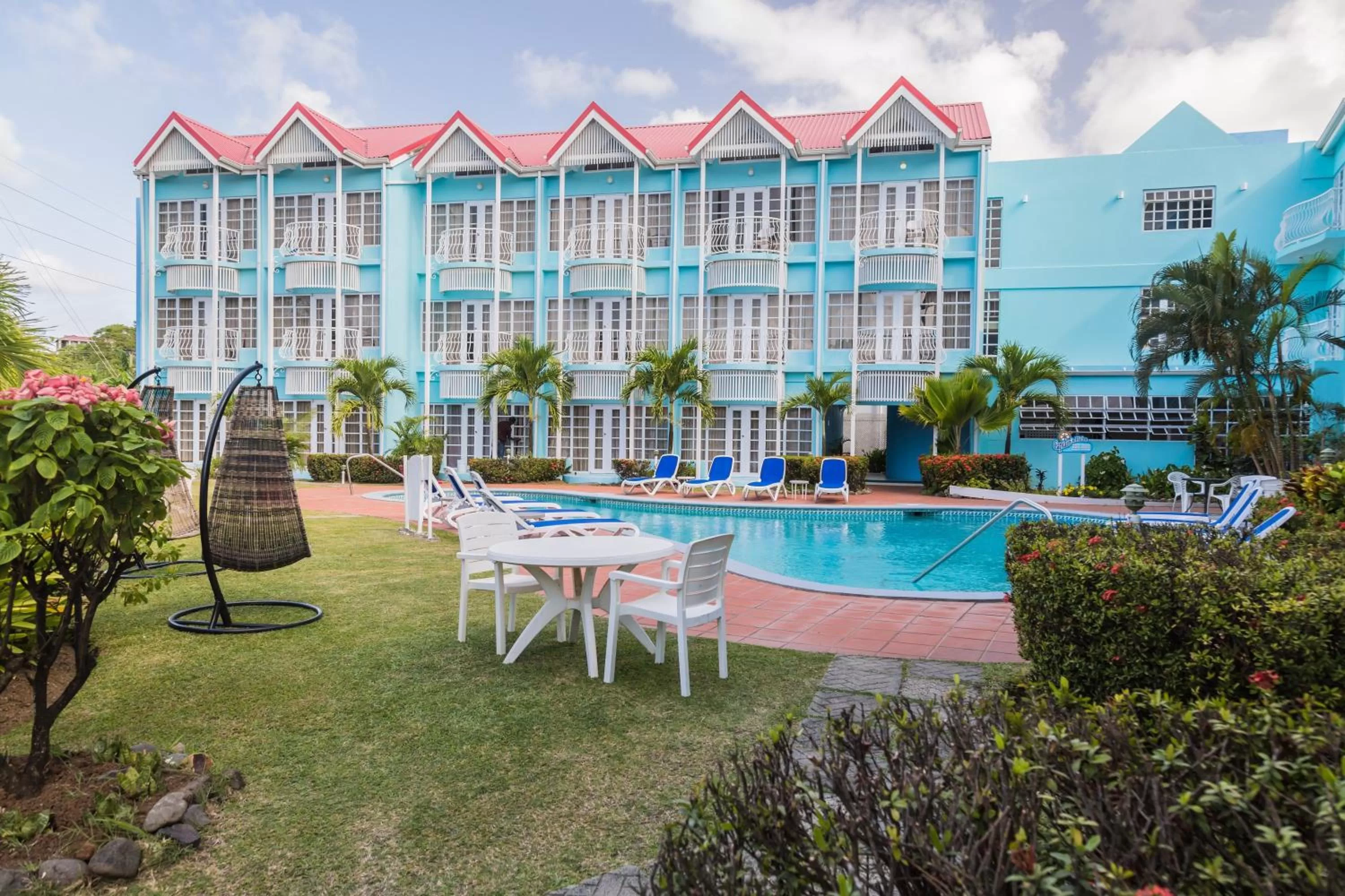 Pool view in Bay Gardens Marina Haven