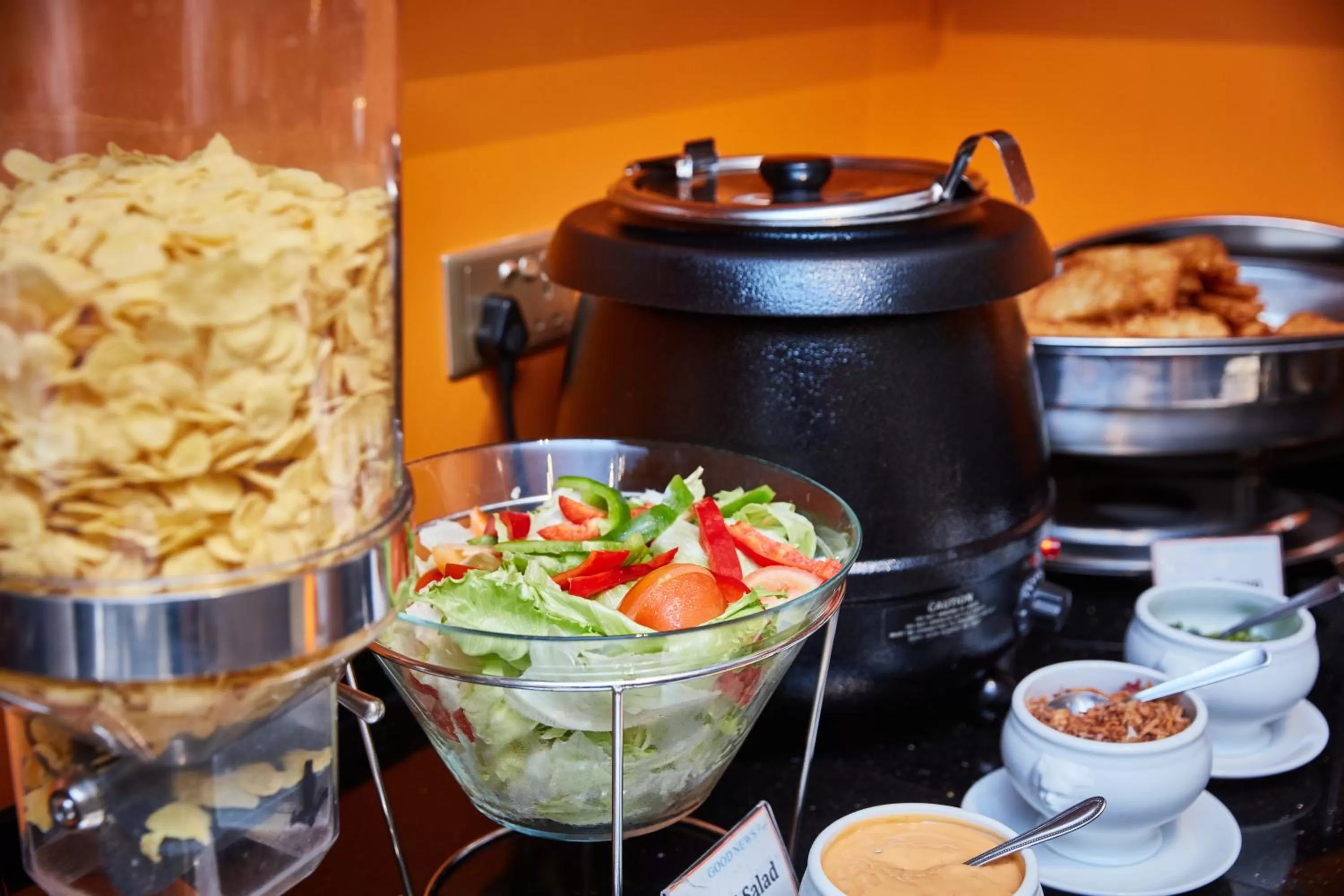 Food and drinks in ibis budget Singapore Imperial