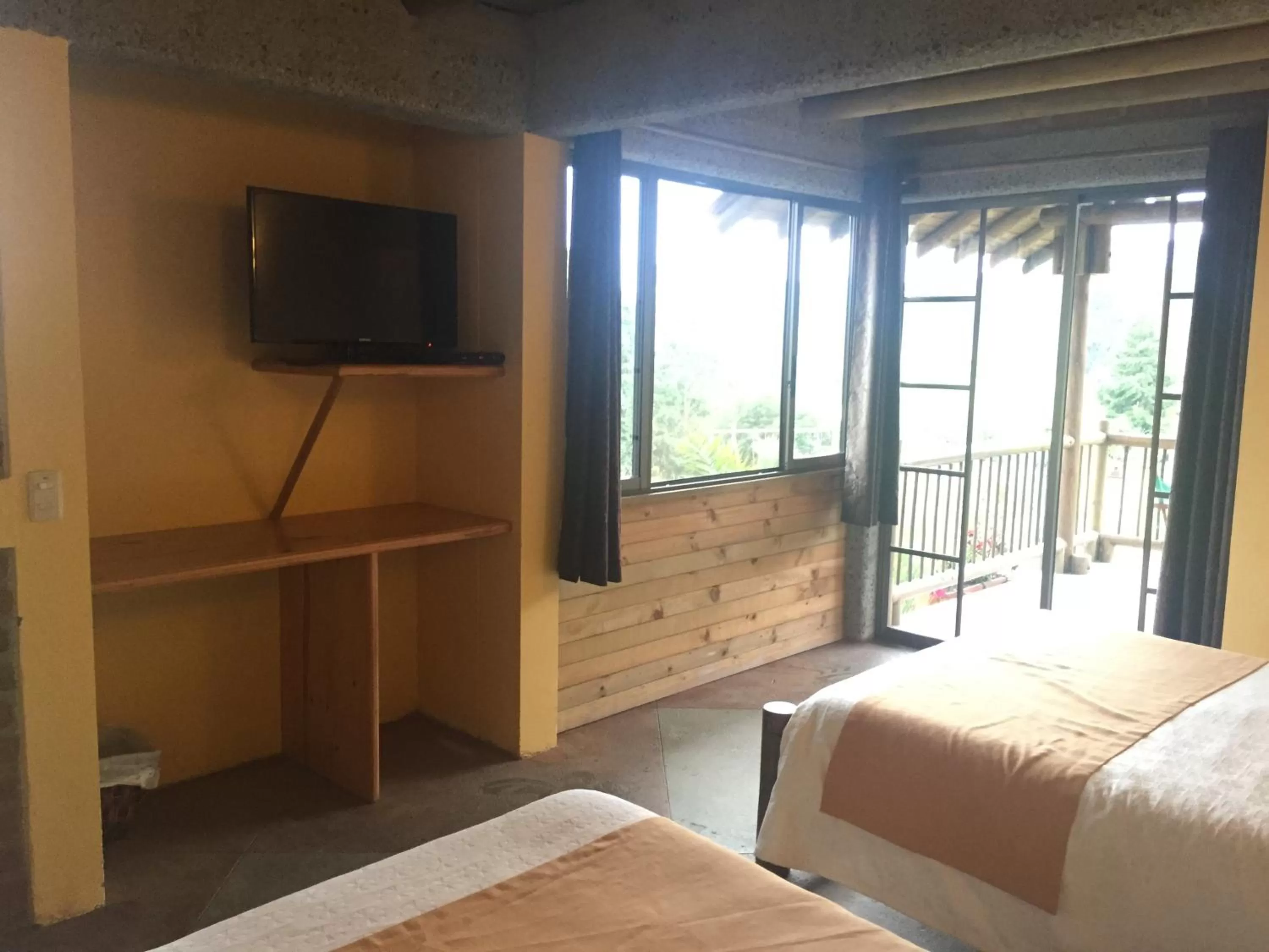 Bed in Matisses Hotel & Spa