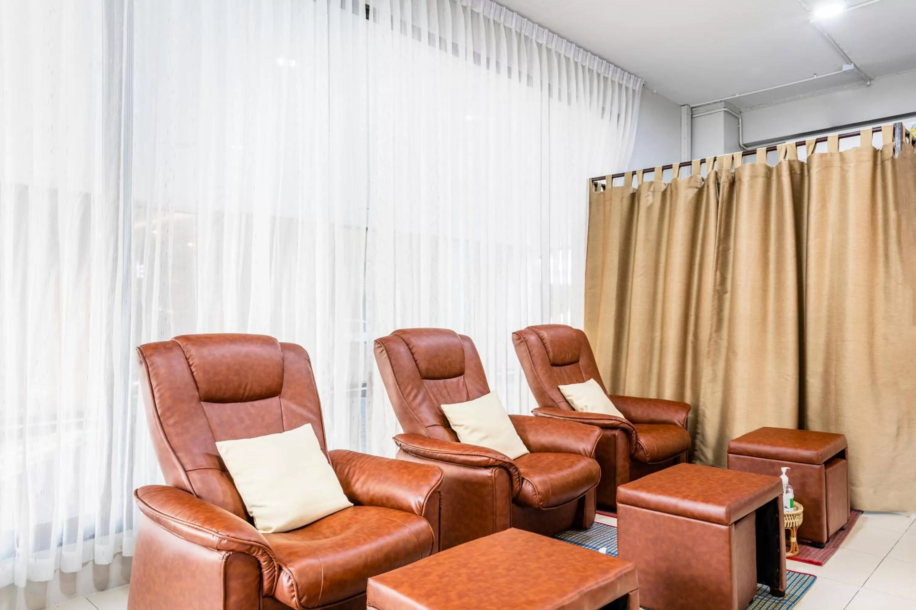 Massage in Livotel Hotel Hua Mak Bangkok