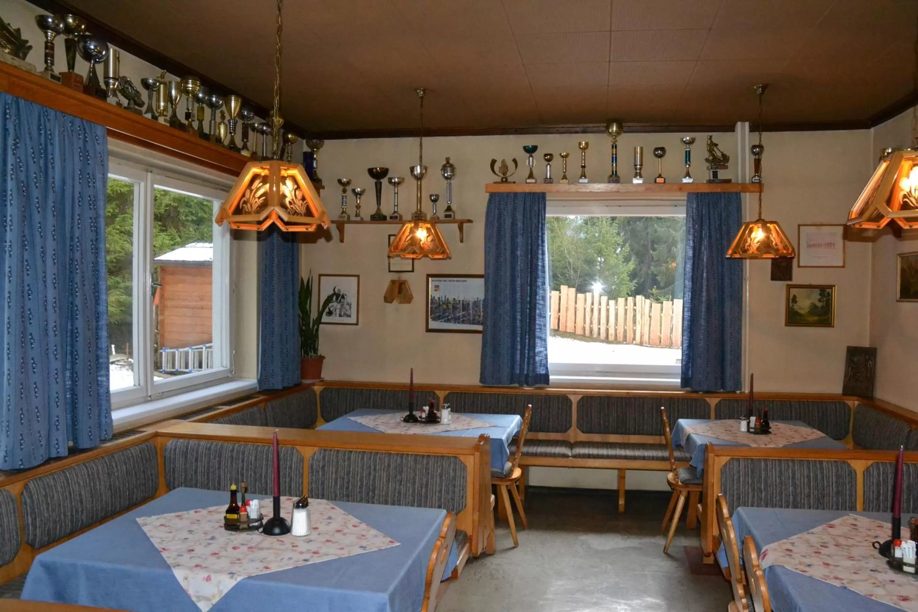 Communal lounge/ TV room in Pension Adlerhorst