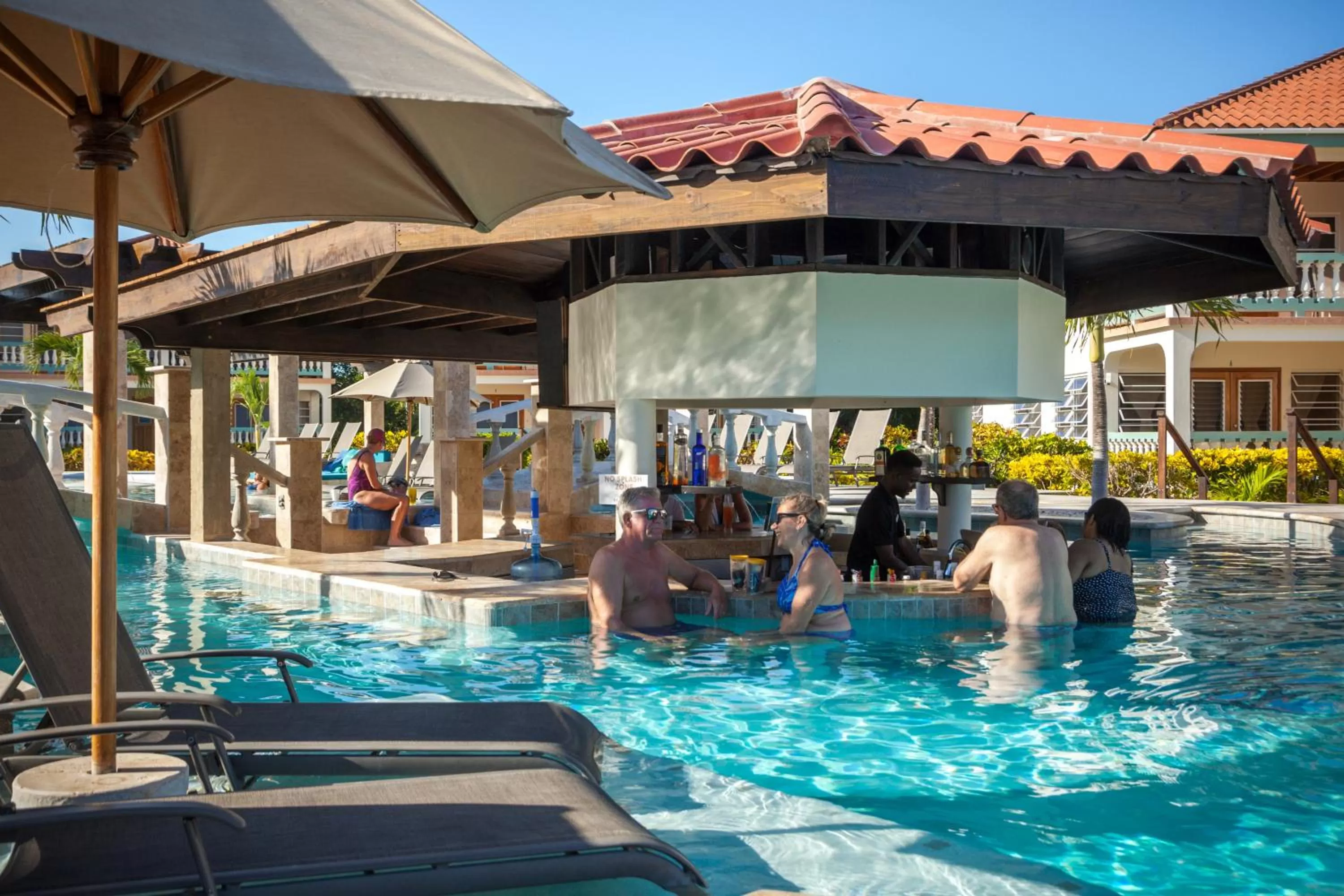 Day in Belizean Shores Resort