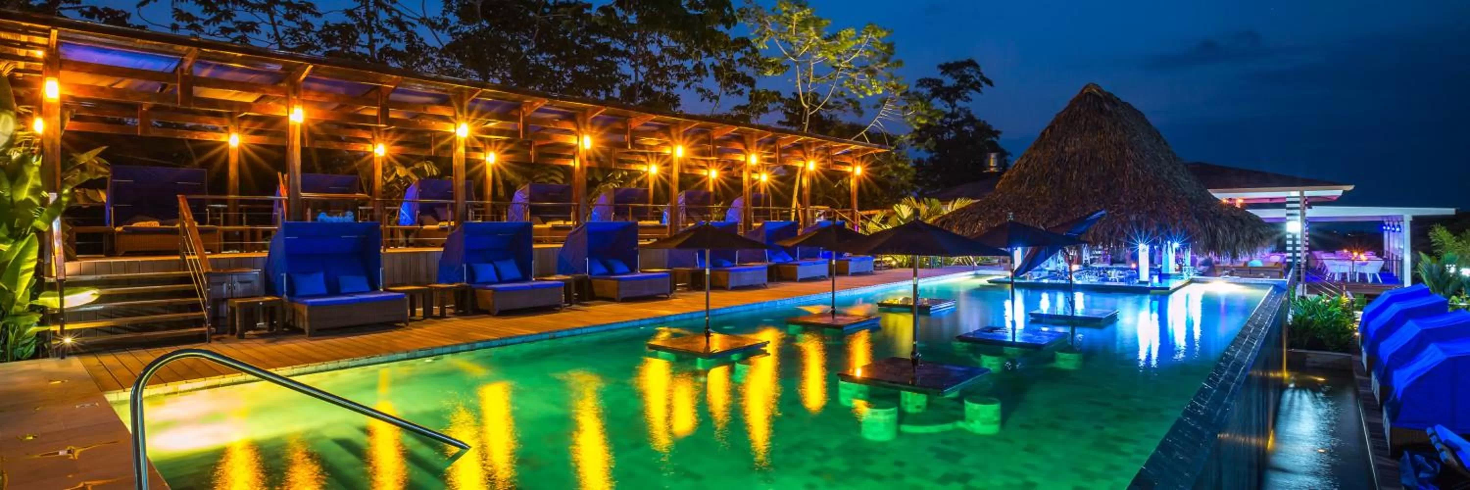 Evening entertainment in Nayara Springs - Adults Only