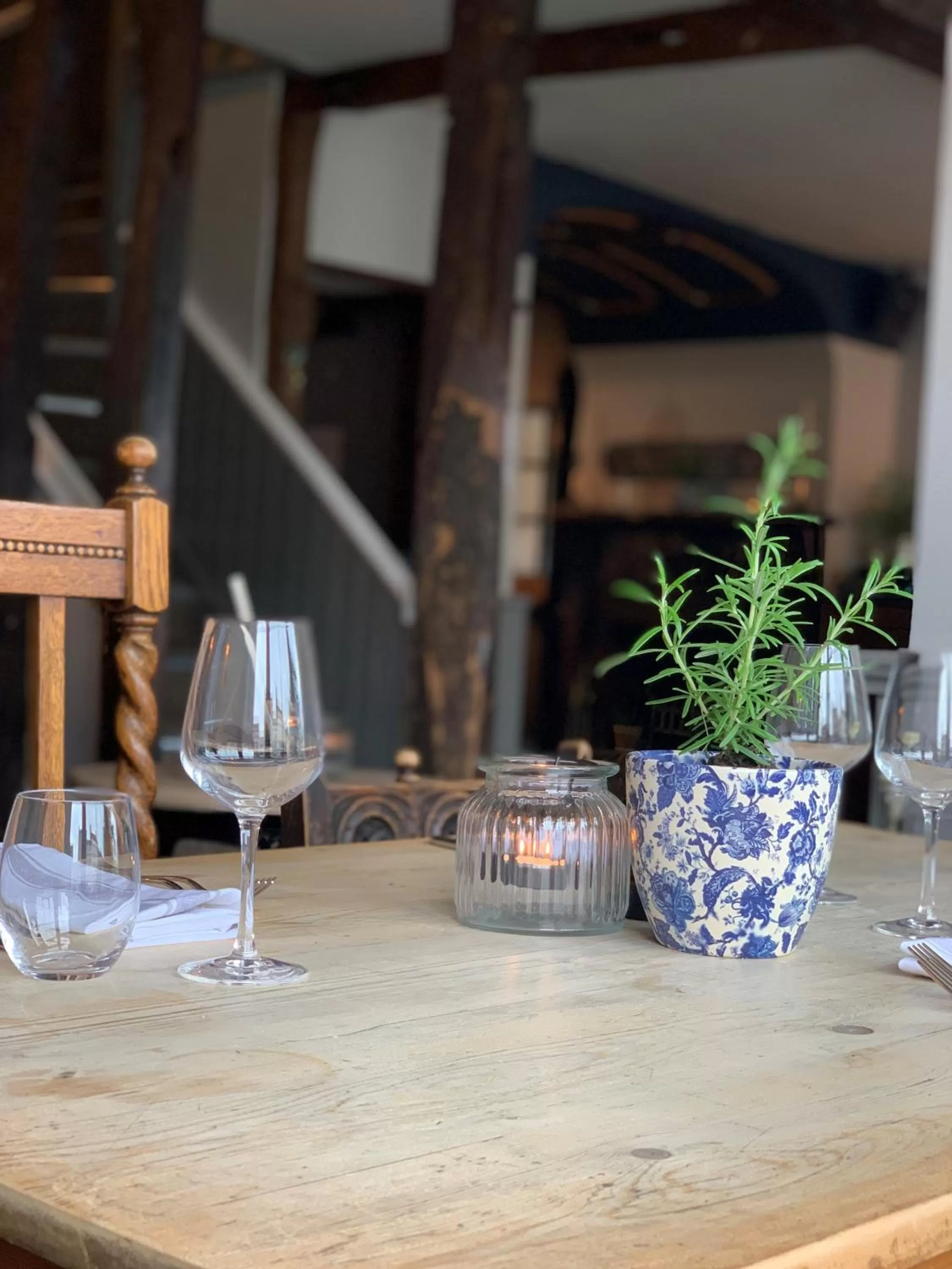 Restaurant/Places to Eat in The Black Swan Inn