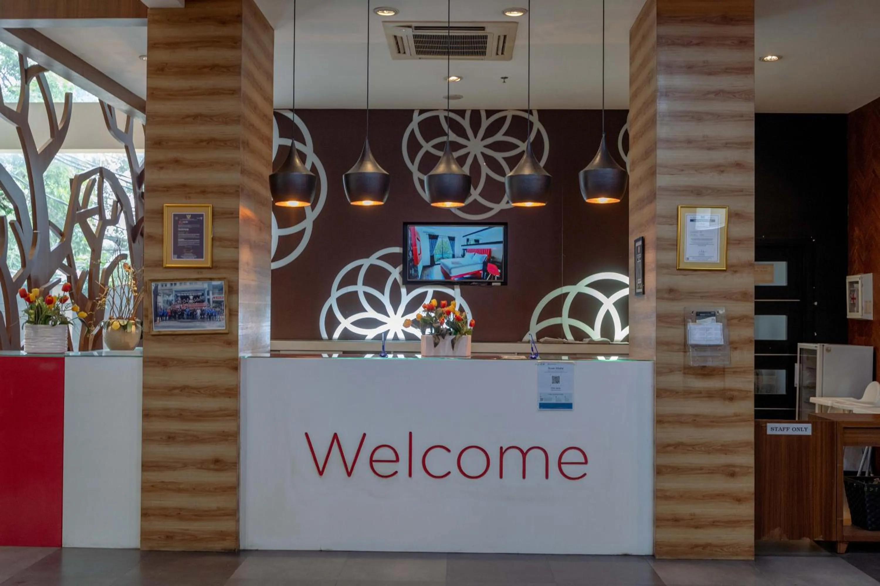 Lobby or reception in Kalya Hotel Bandung Dago