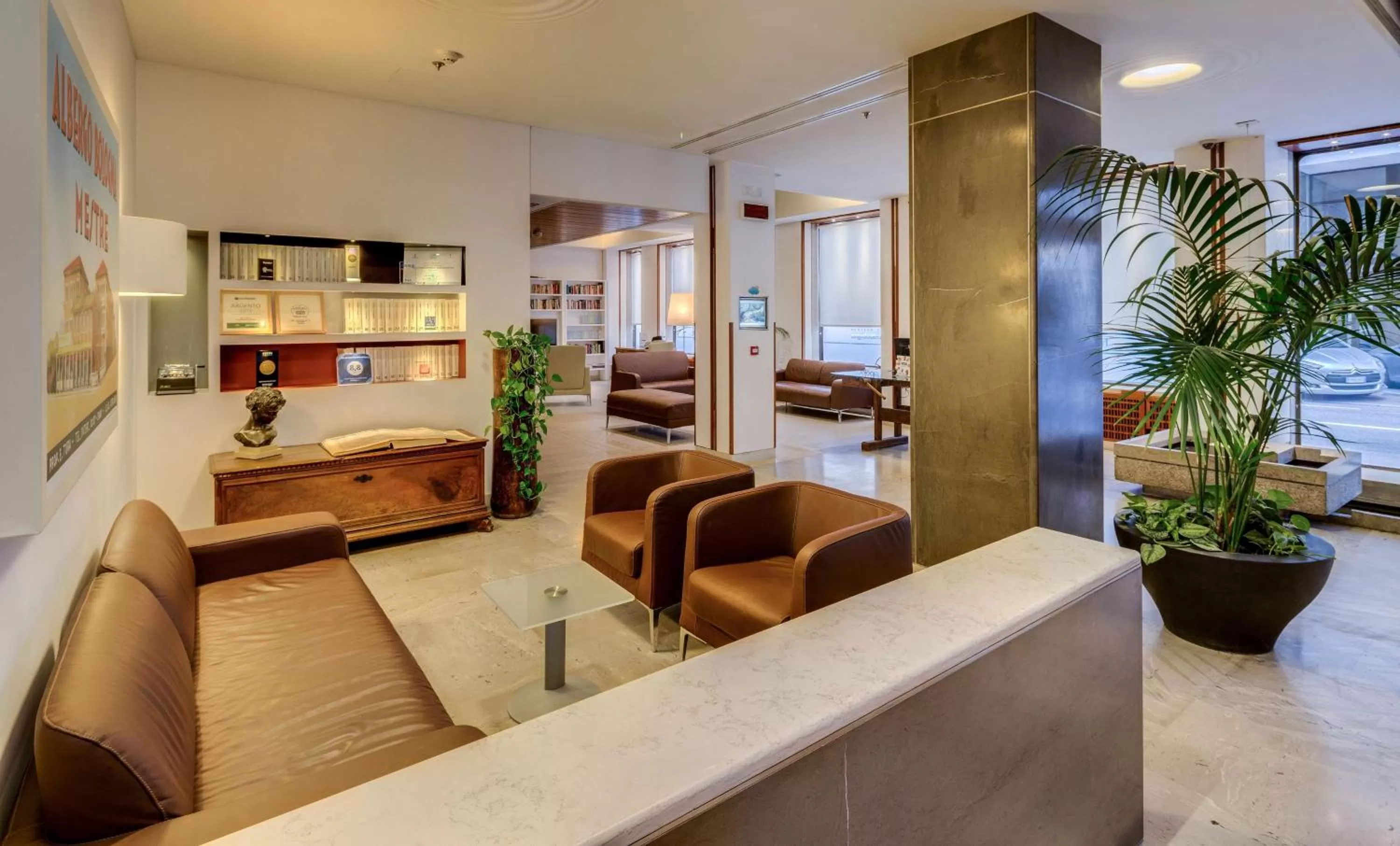 Lobby or reception in Best Western Plus Hotel Bologna