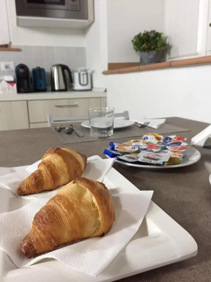 Food and drinks in B&B Cerasarella