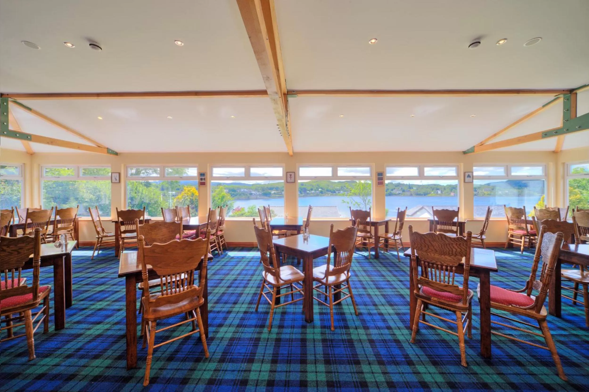 Restaurant/places to eat in Lochnell Arms Hotel