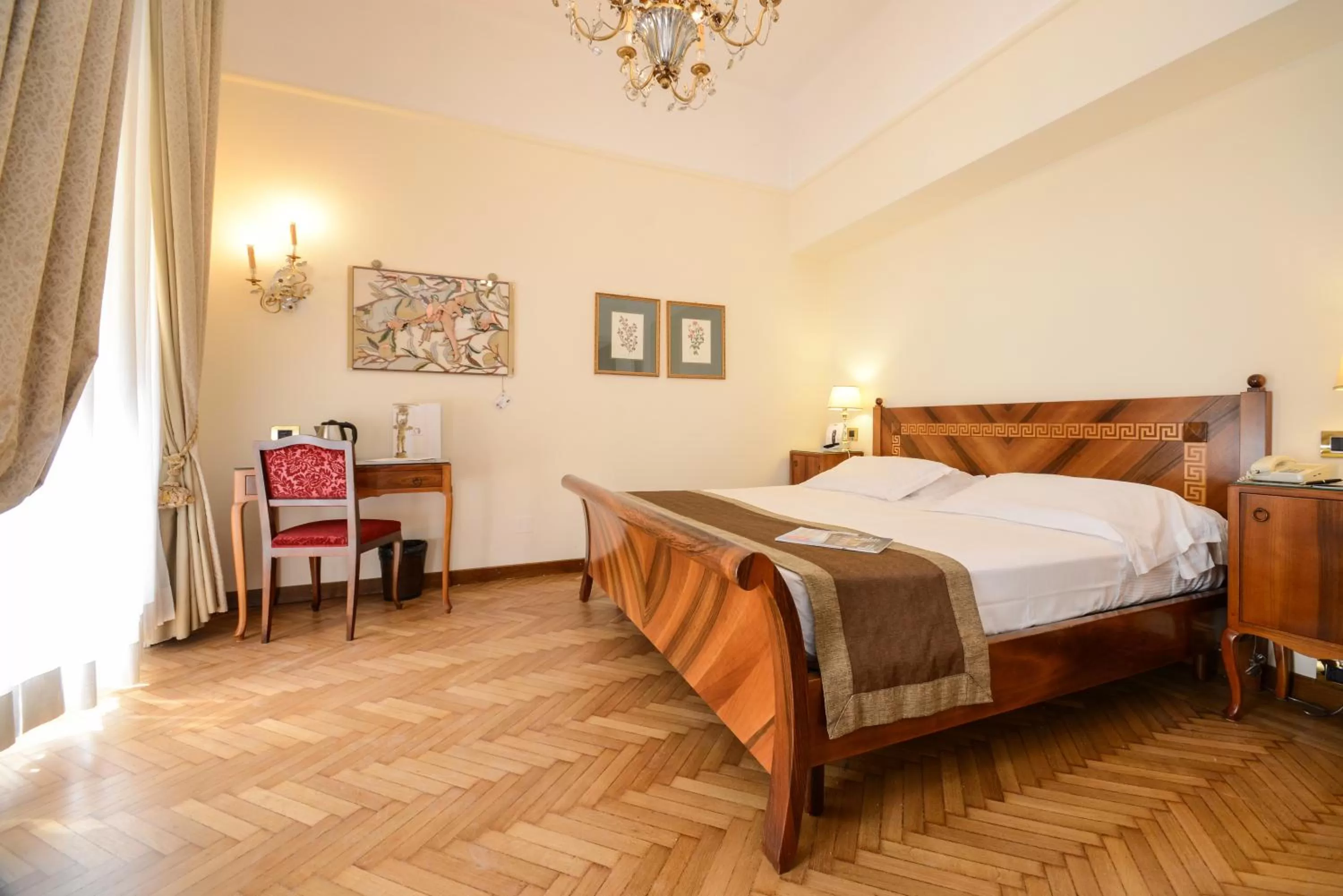 Bedroom, Bed in Hotel Vittoria