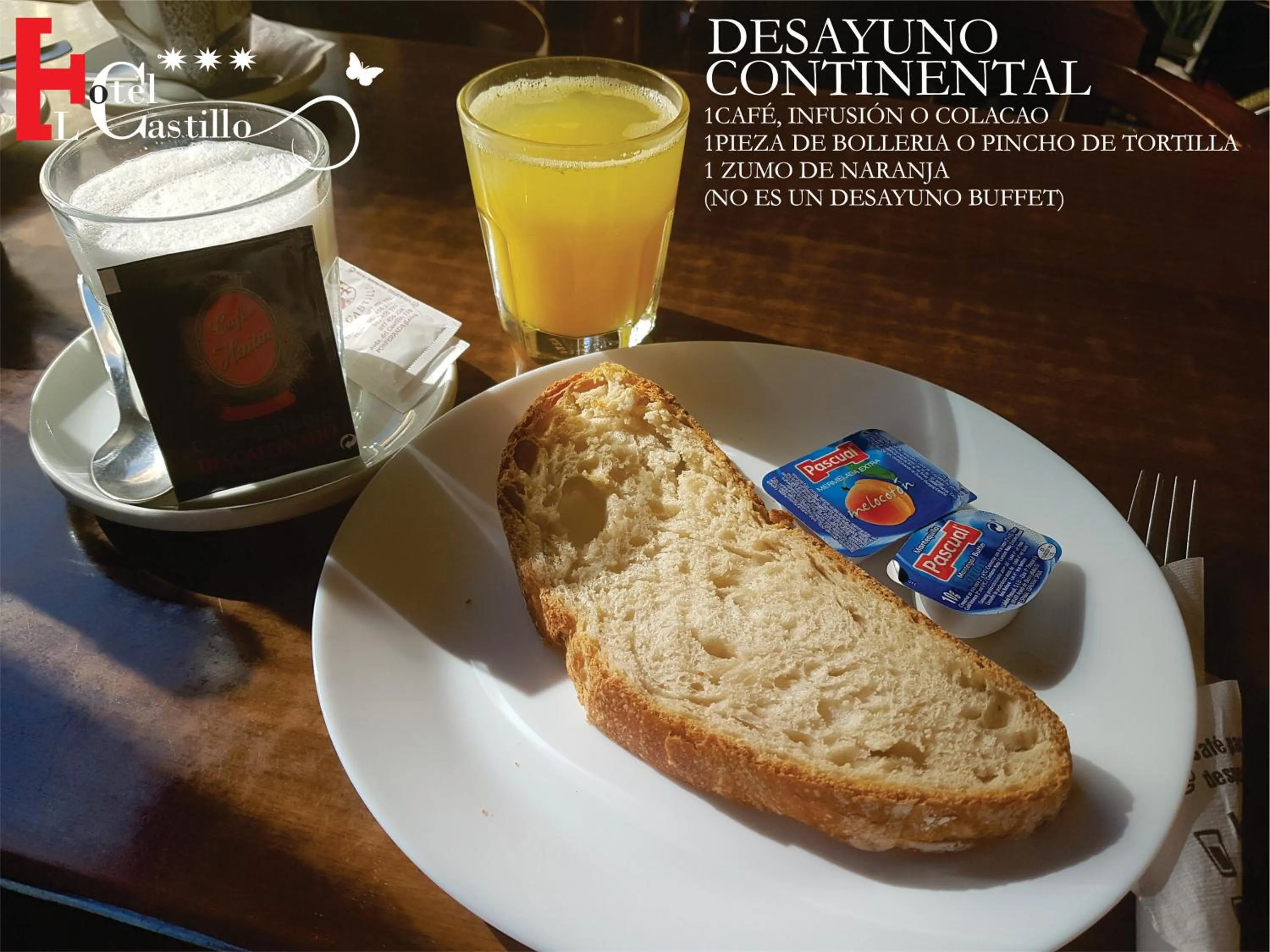 Lounge or bar in Hotel El Castillo