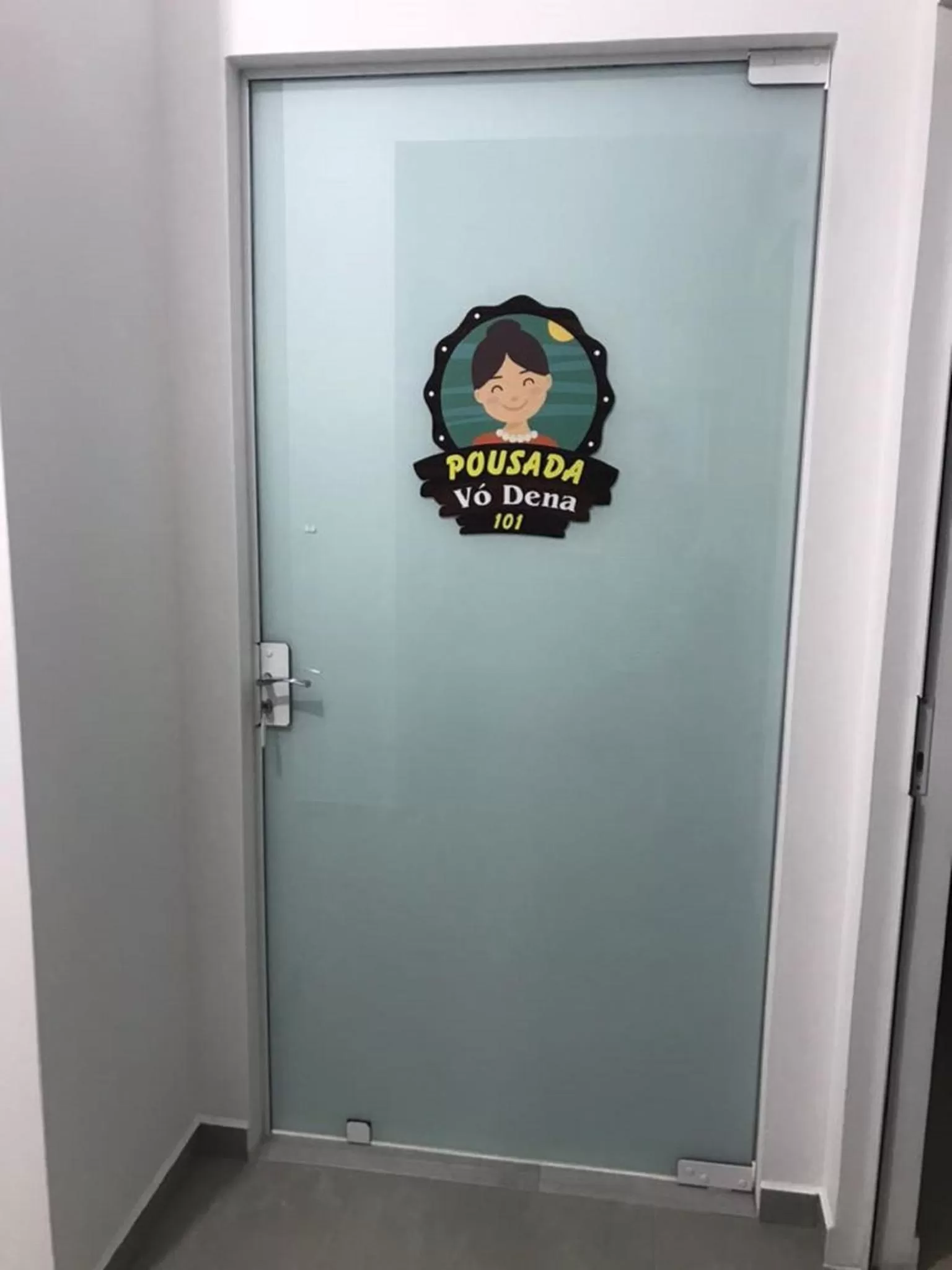 Property logo or sign in Pousada Vó Dena