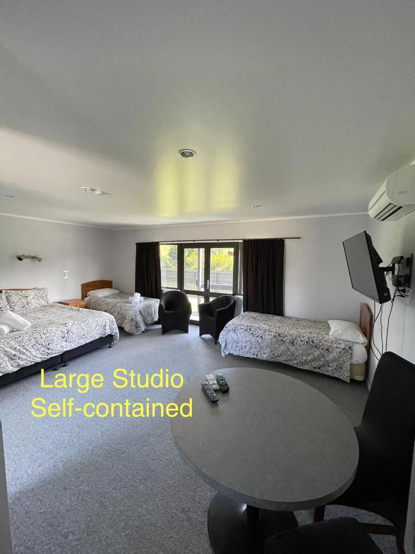 Bed in Oasis Motel & Holiday Park Turangi