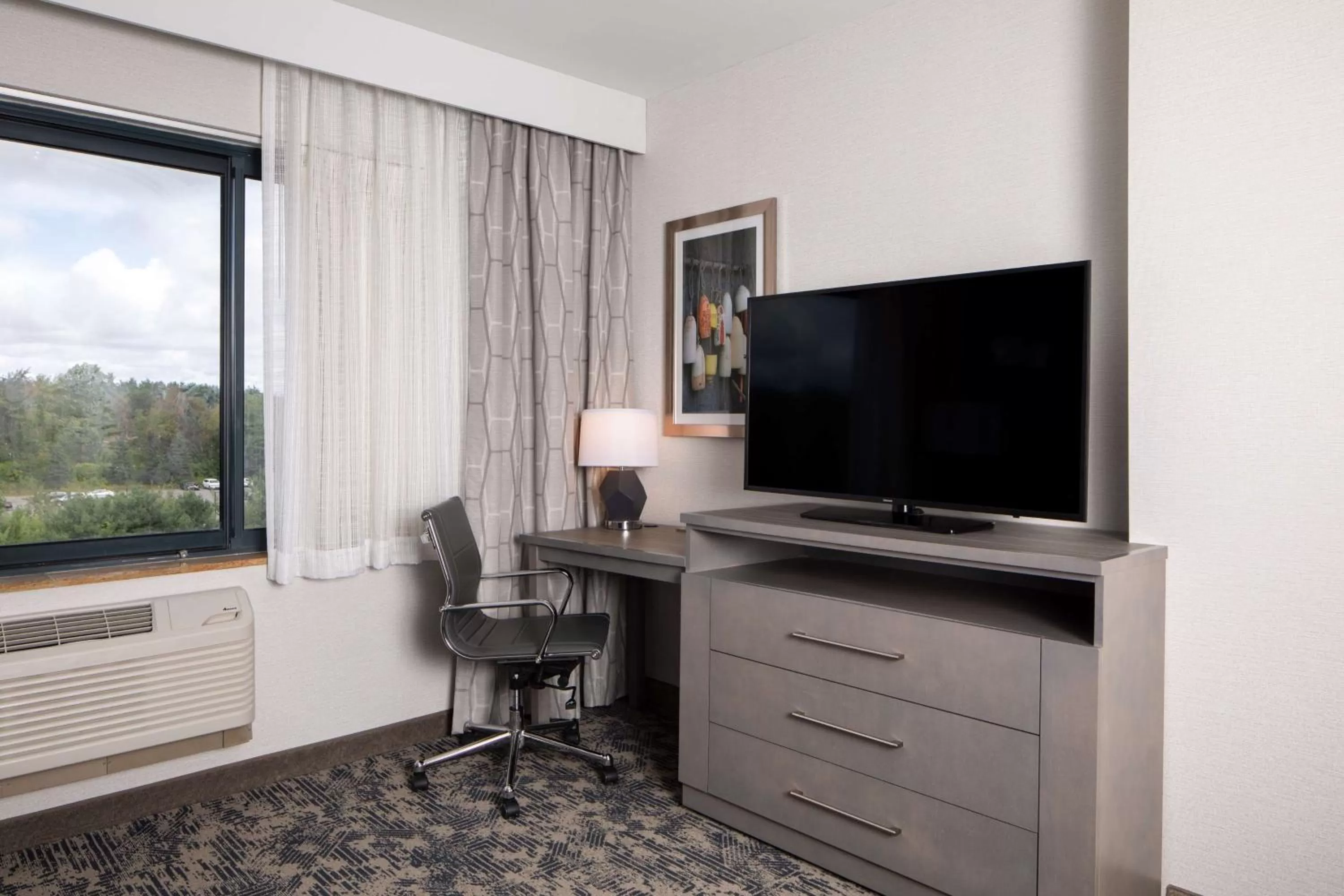 Bedroom in Embassy Suites by Hilton Portland Maine