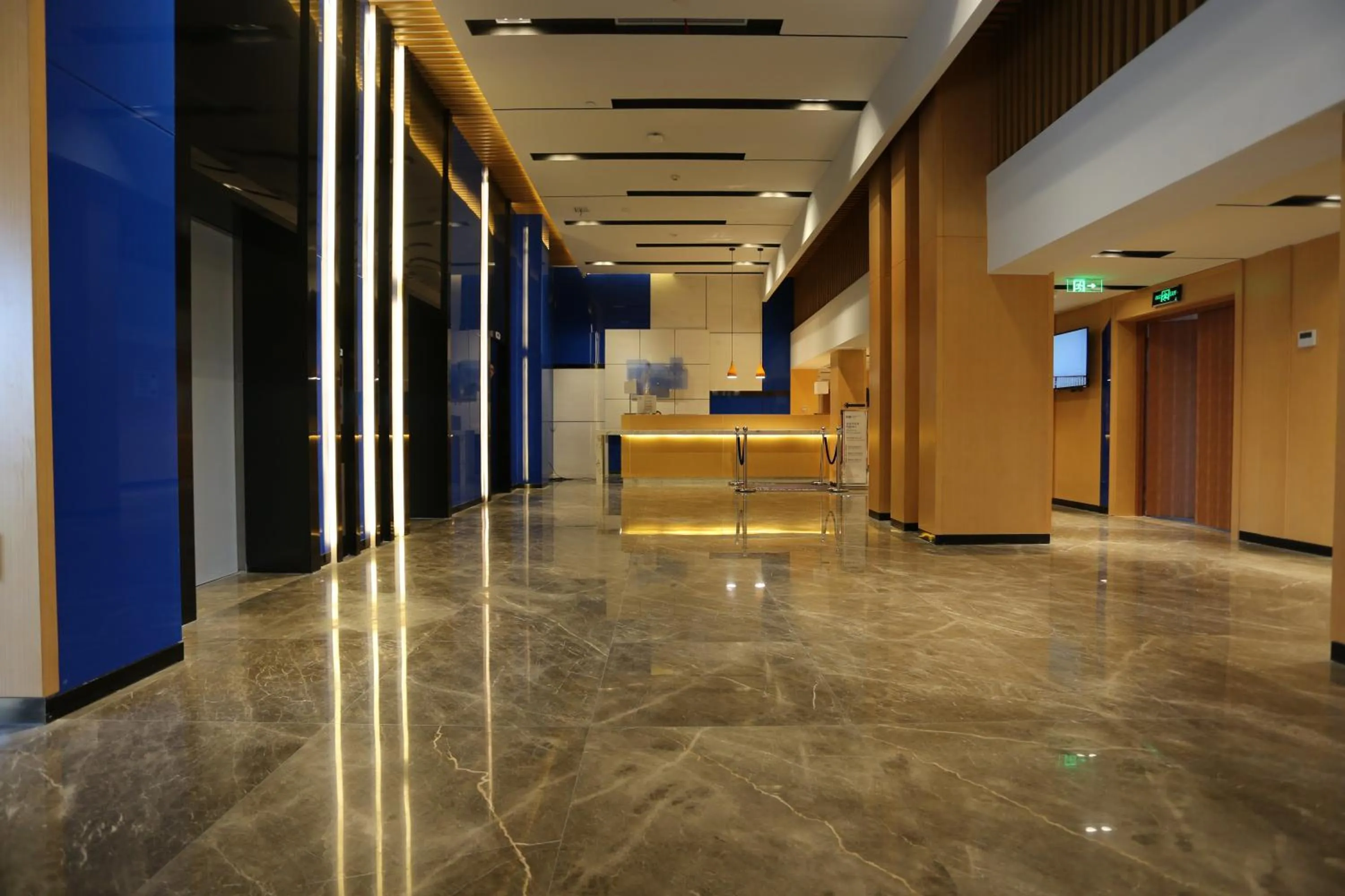 Property building in Holiday Inn Express - Wuhan Optical Valley by IHG