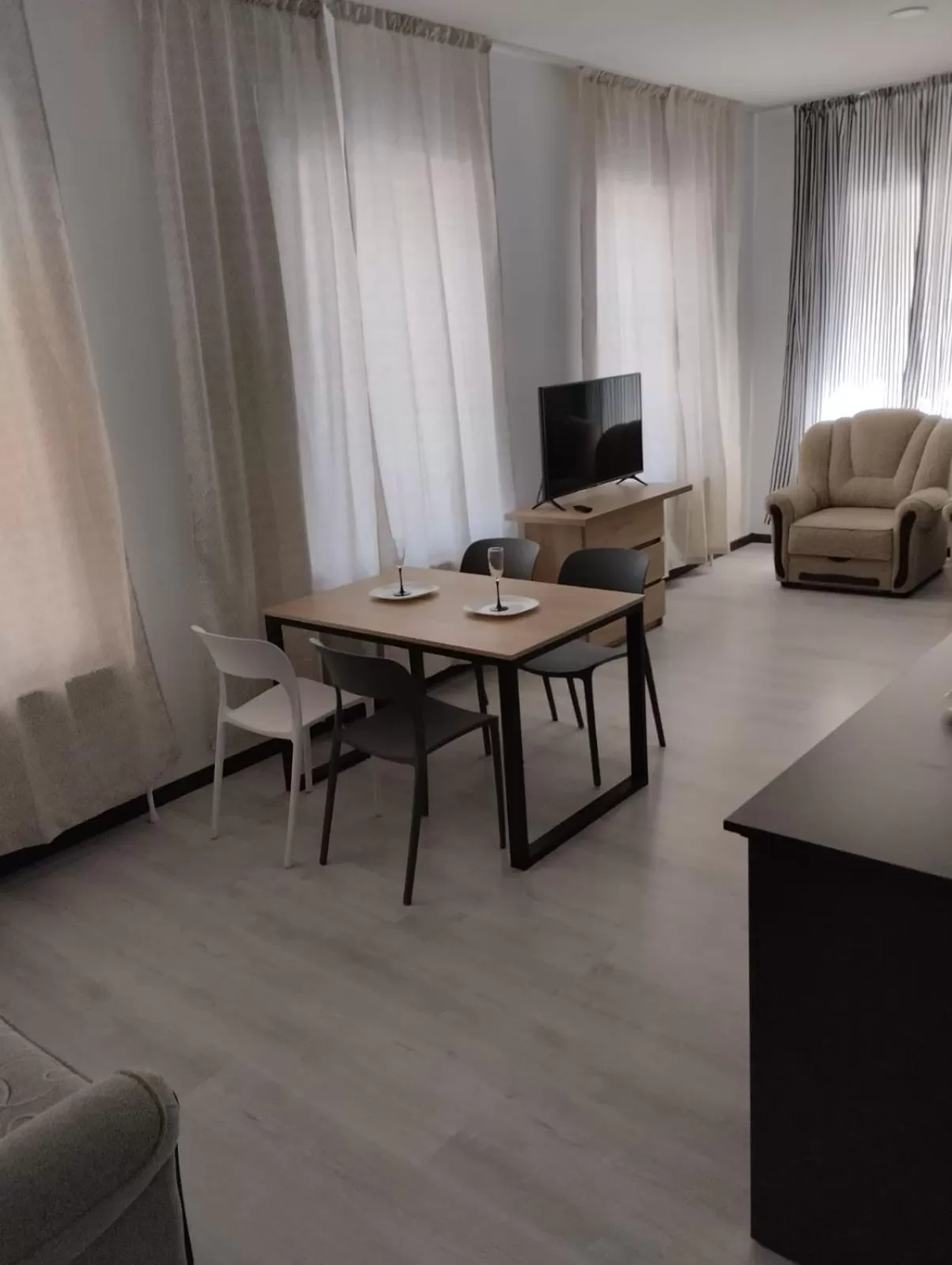 Living room, TV/Entertainment Center in PARK-hotel