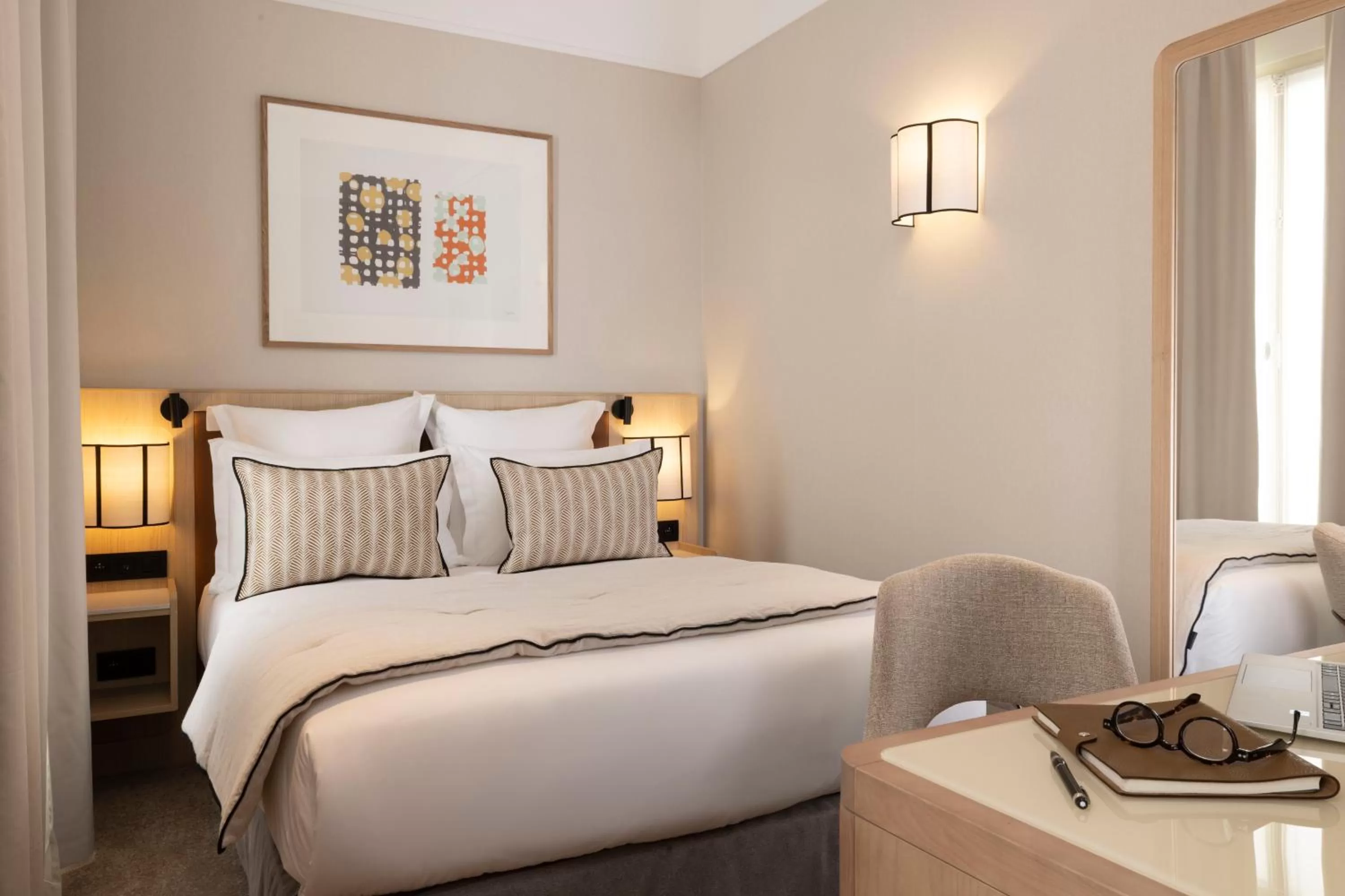 Bedroom, Bed in Hotel Duminy-Vendome