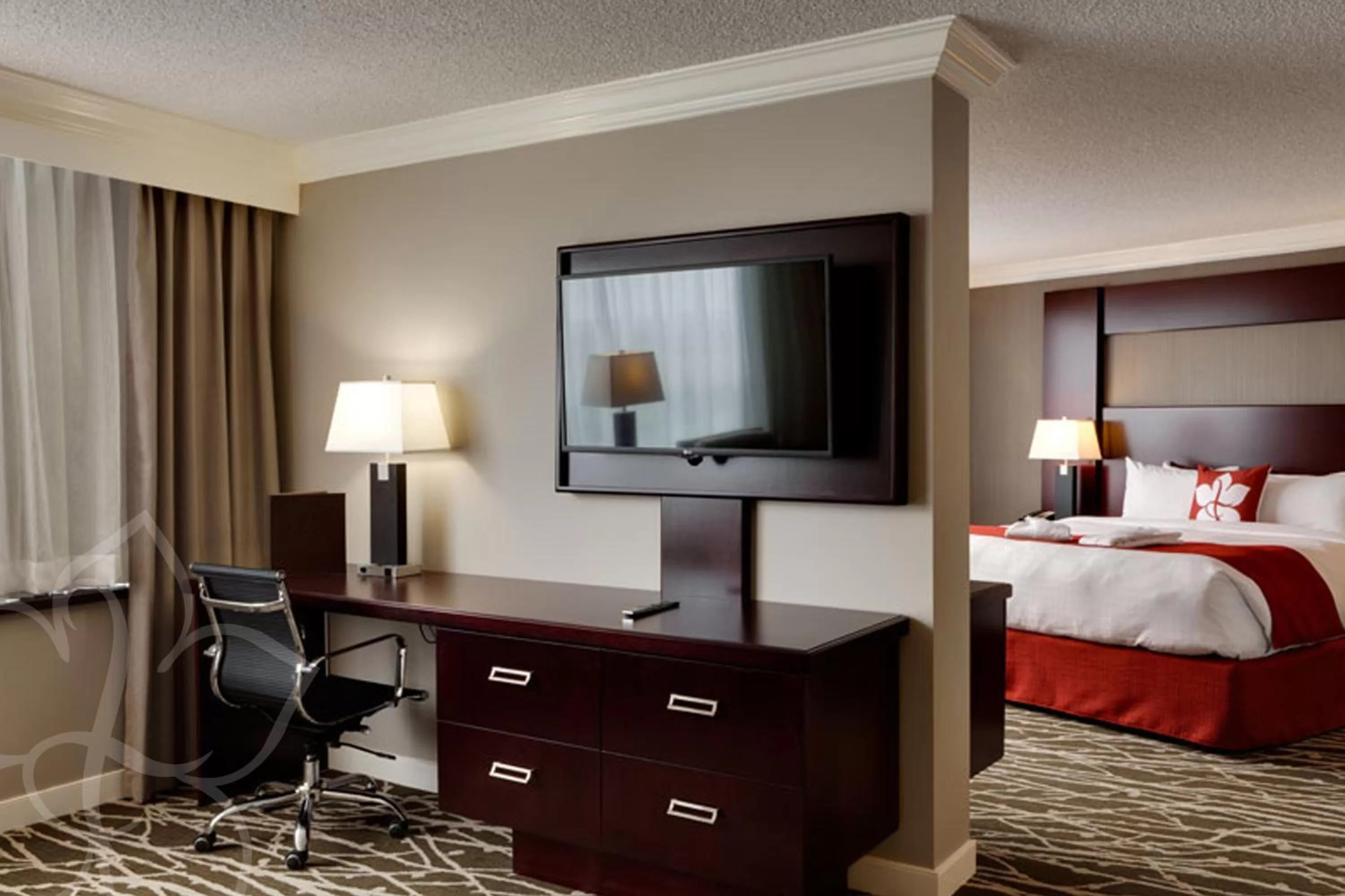 TV and multimedia, Bed in Chateau Lacombe Hotel