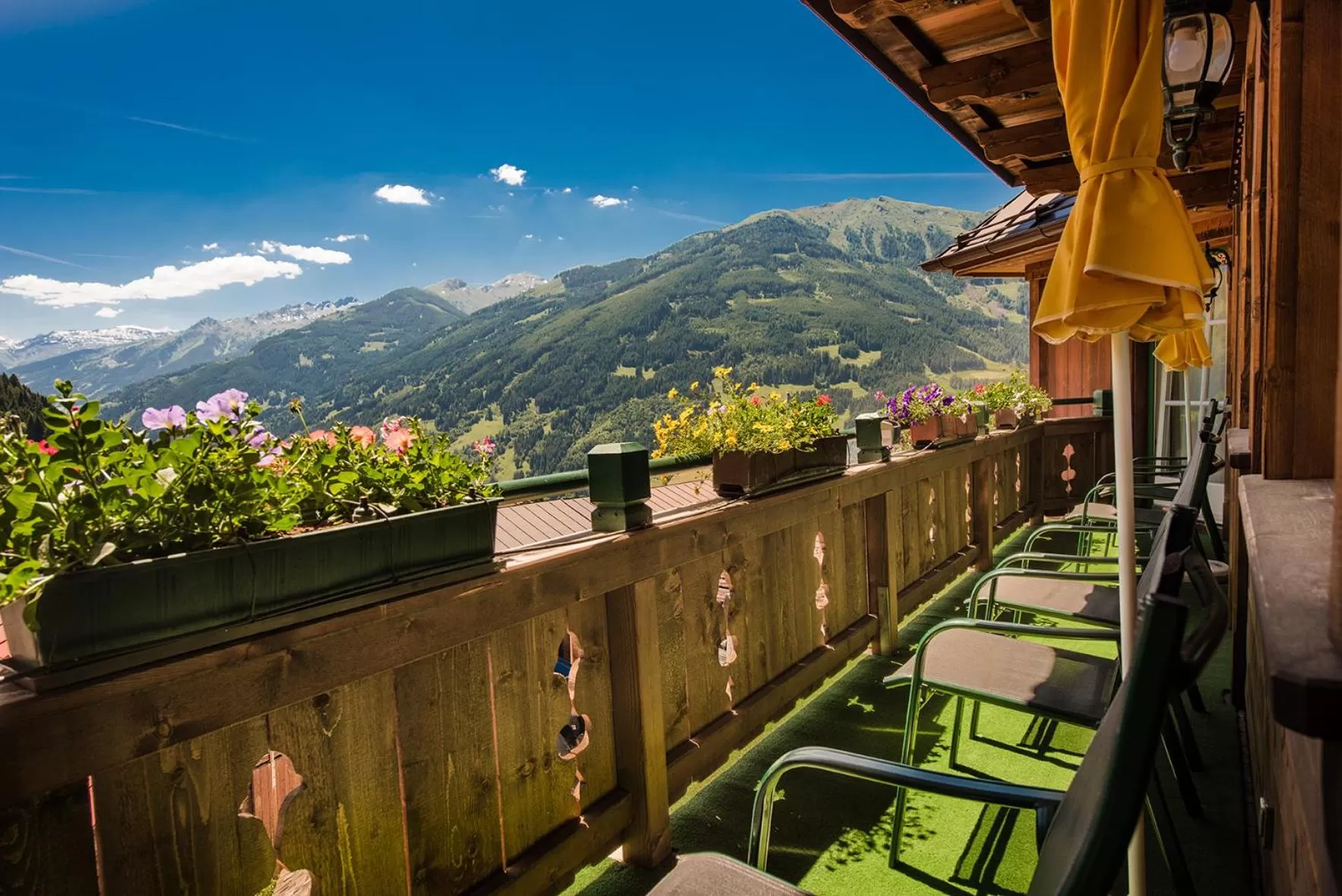 Mountain view in Berghotel Hauserbauer