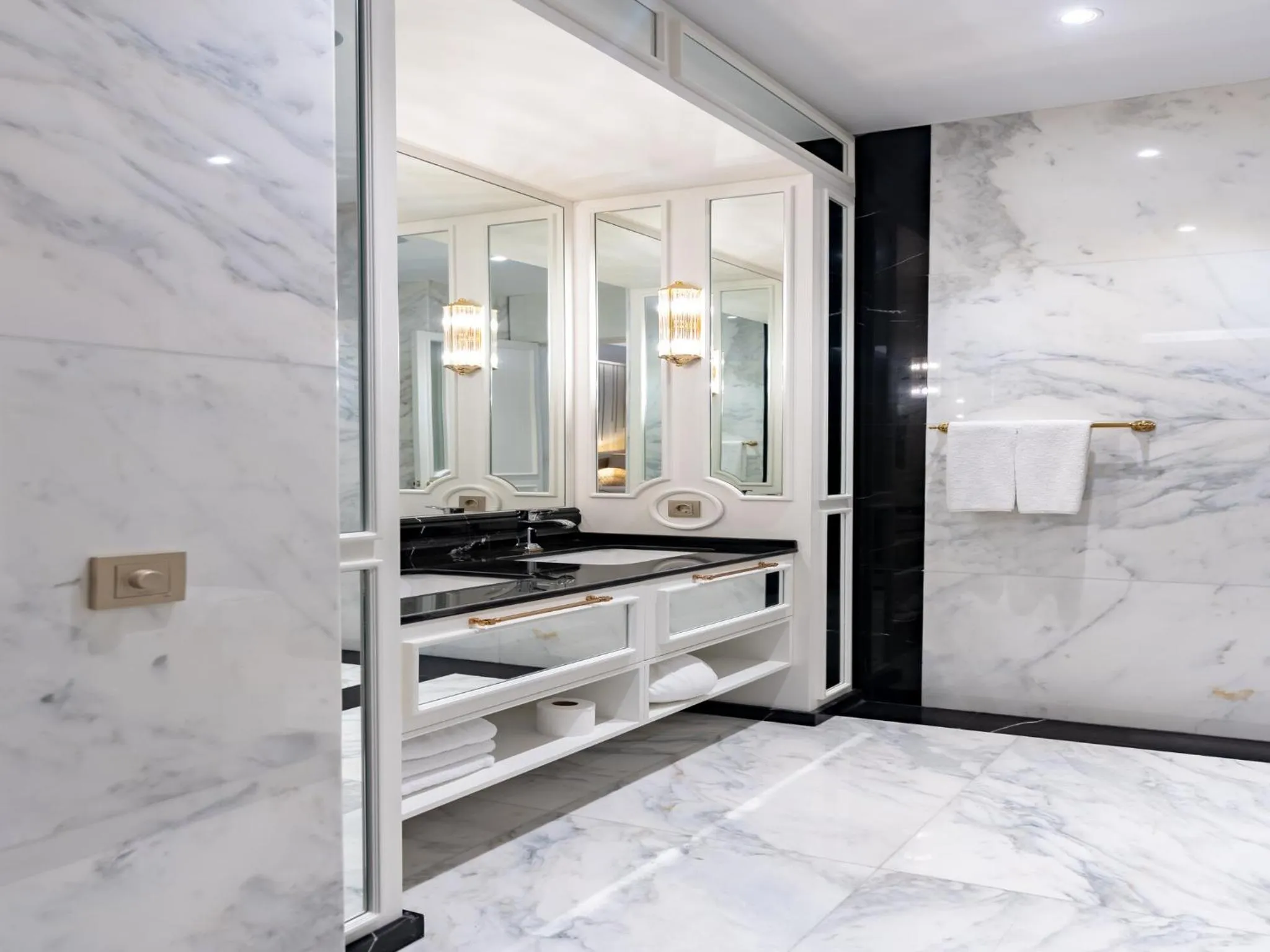 Bathroom in Ilci Residence Hotel