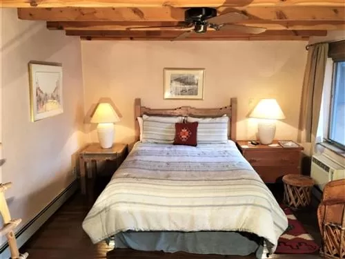 Bed in Casa Benavides Inn