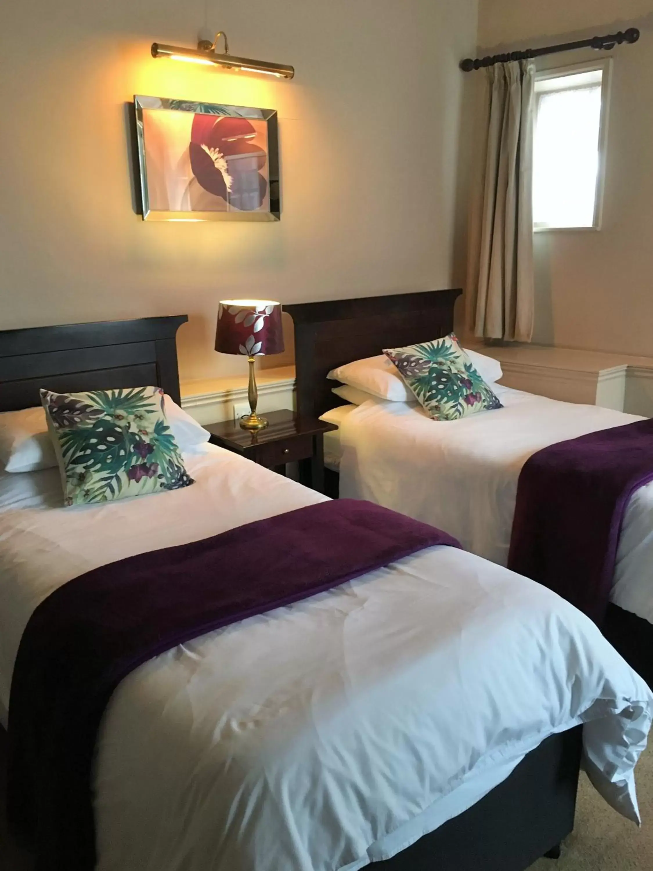 Old Bull Inn Old Bull Inn