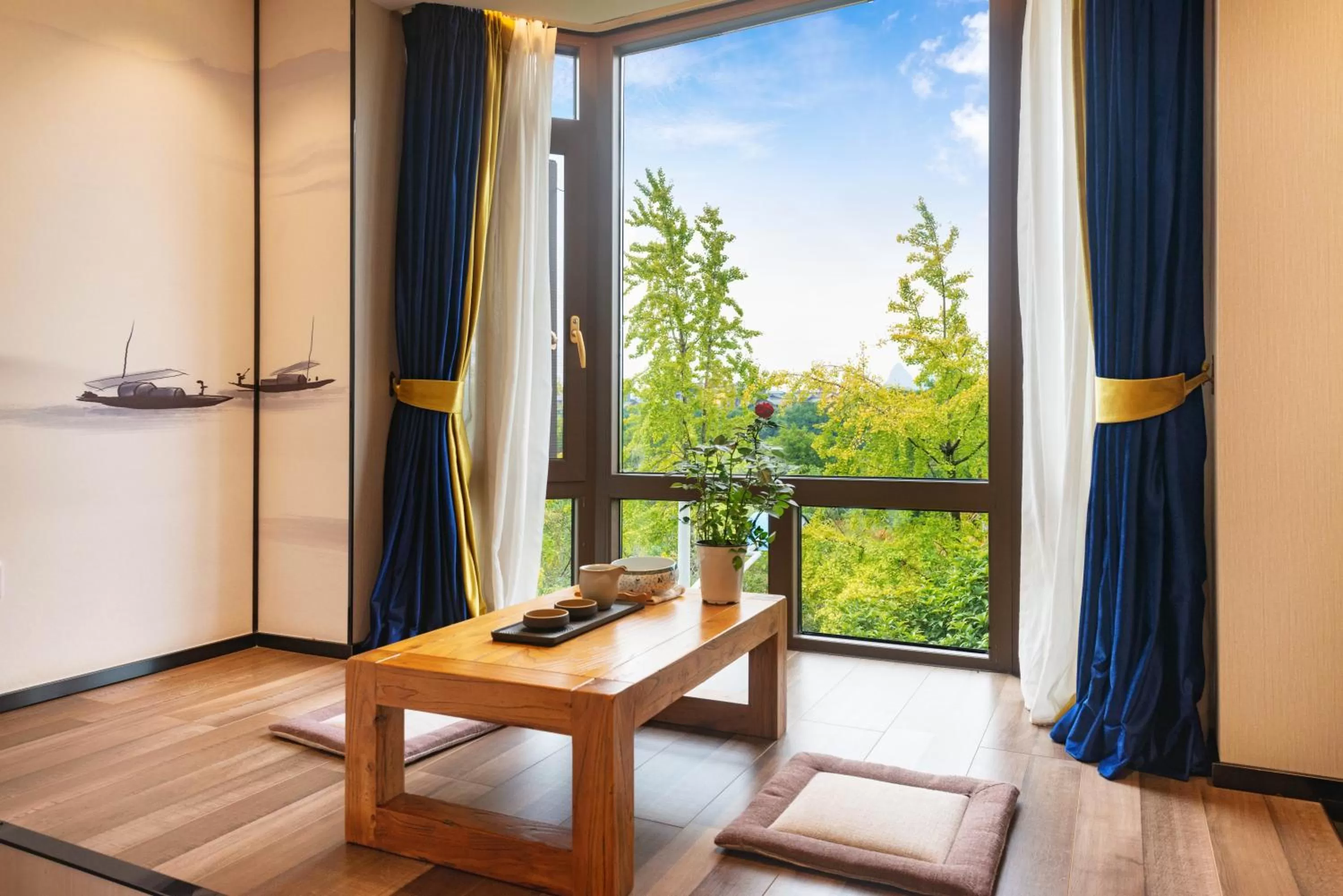 Coffee/tea facilities in Li River Resort Villa Hotel