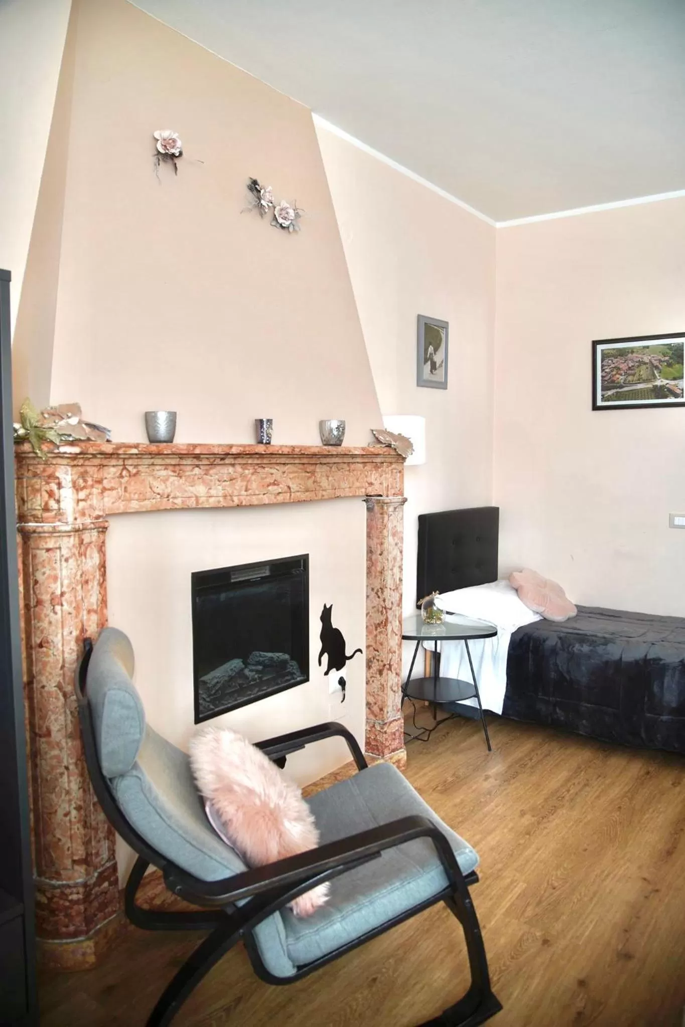 Bedroom, Seating Area in La Casa Di Campagna Sul Garda