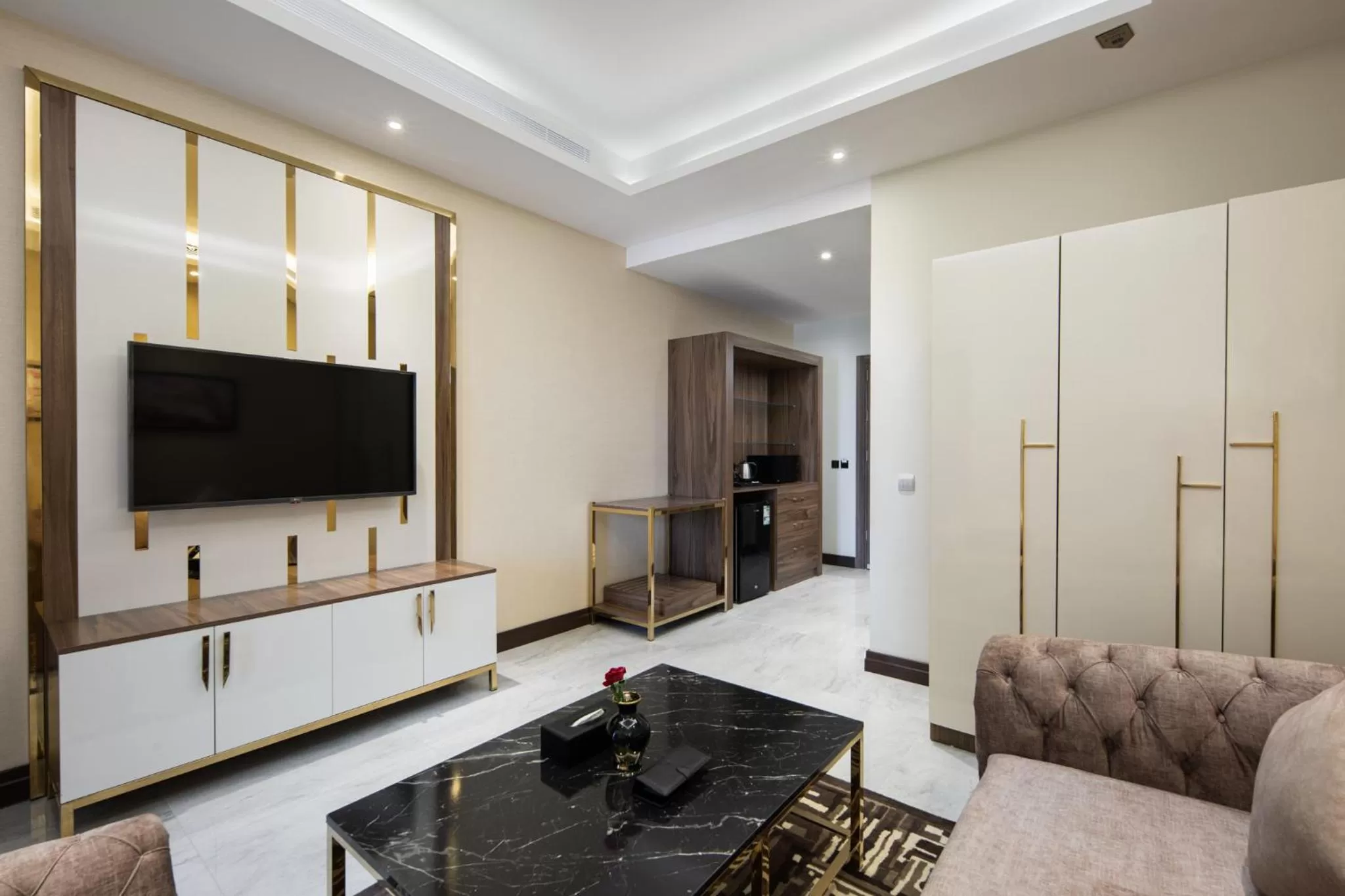 Living room in Gladiolus Hotel