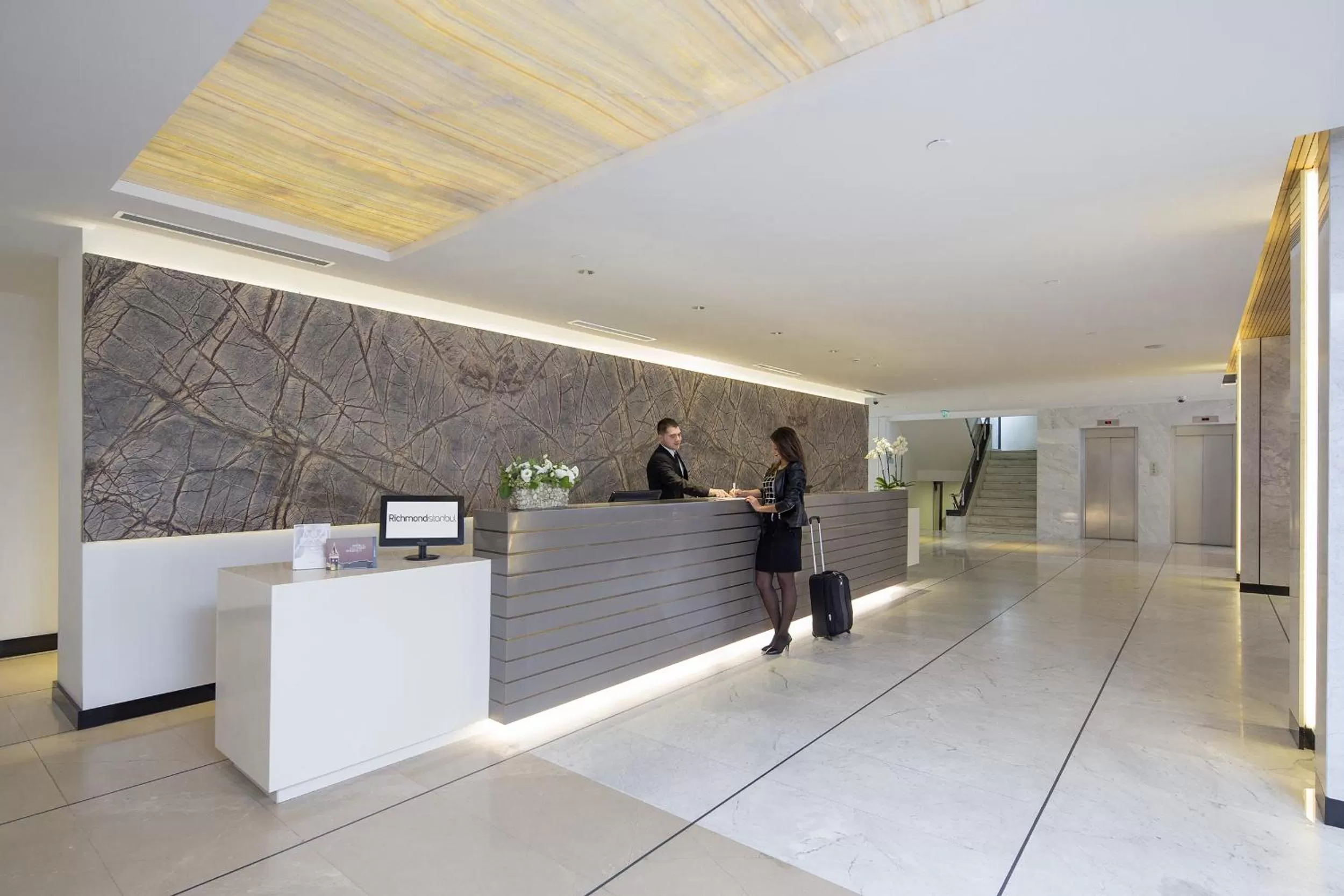 Lobby or reception in Richmond Istanbul